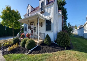 828 Oliver Street, Saint Marys, Ohio 45885, 3 Bedrooms Bedrooms, ,2 BathroomsBathrooms,Residential,For Sale,Oliver,1041189