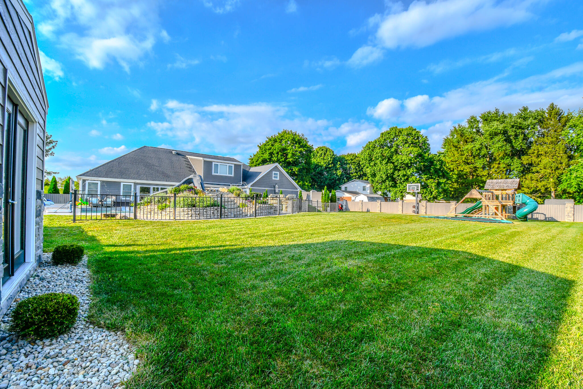 1400 Troy Urbana Road, Troy, Ohio 45373