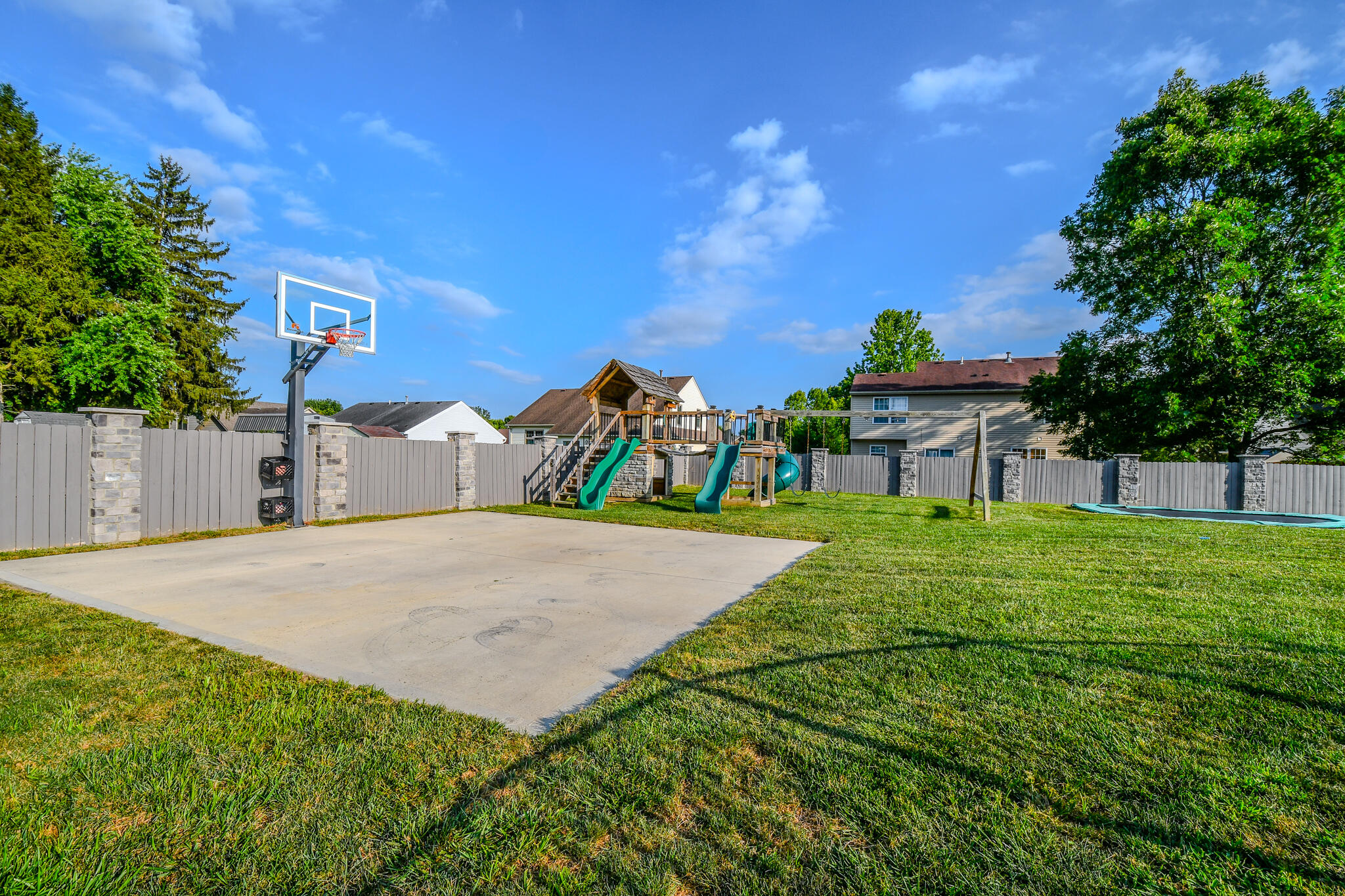 1400 Troy Urbana Road, Troy, Ohio 45373