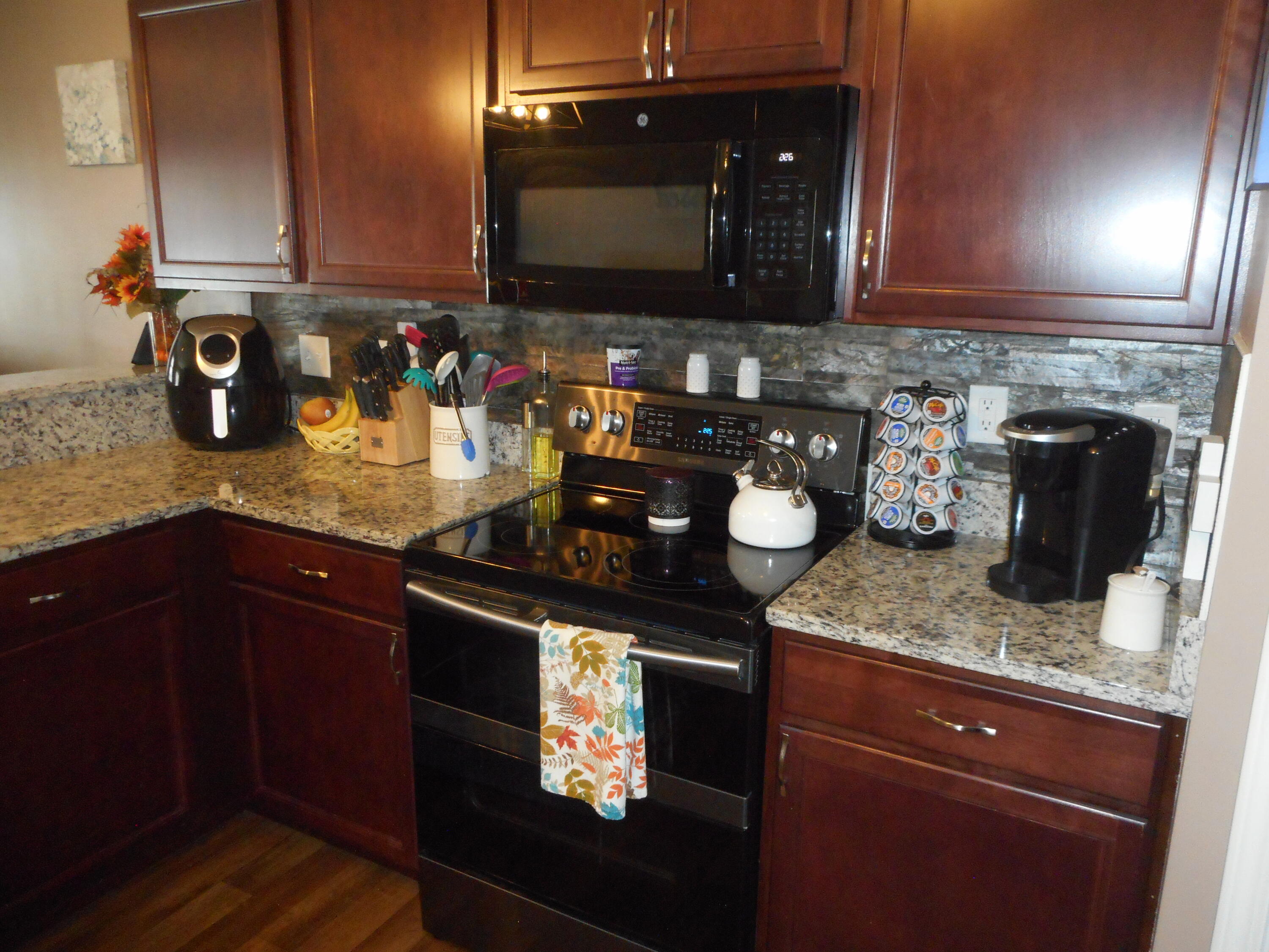 268 Hampton Trail, Springfield, Ohio 45502