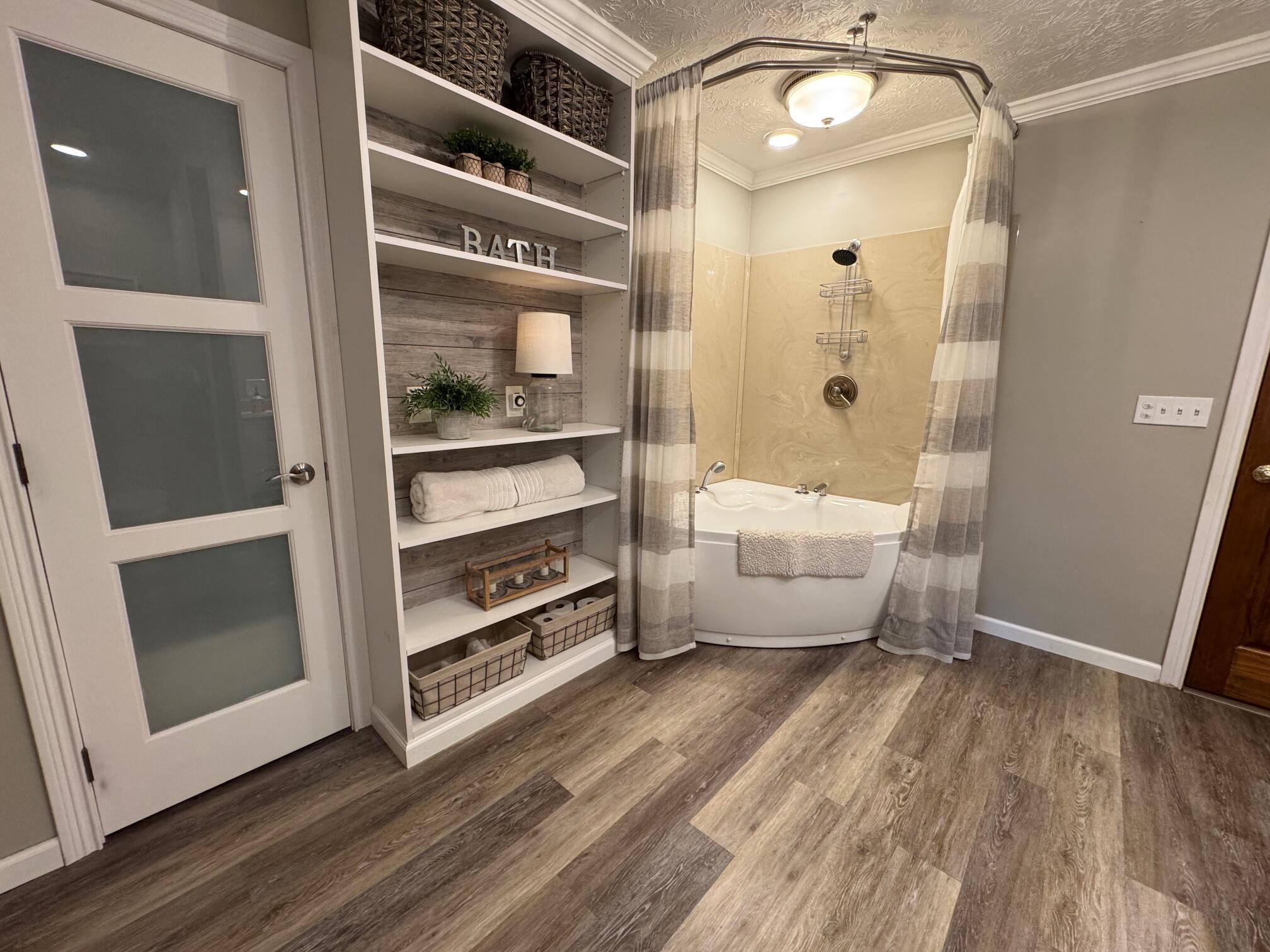 703 Dorchester Dr Drive, Springfield, Ohio 45506