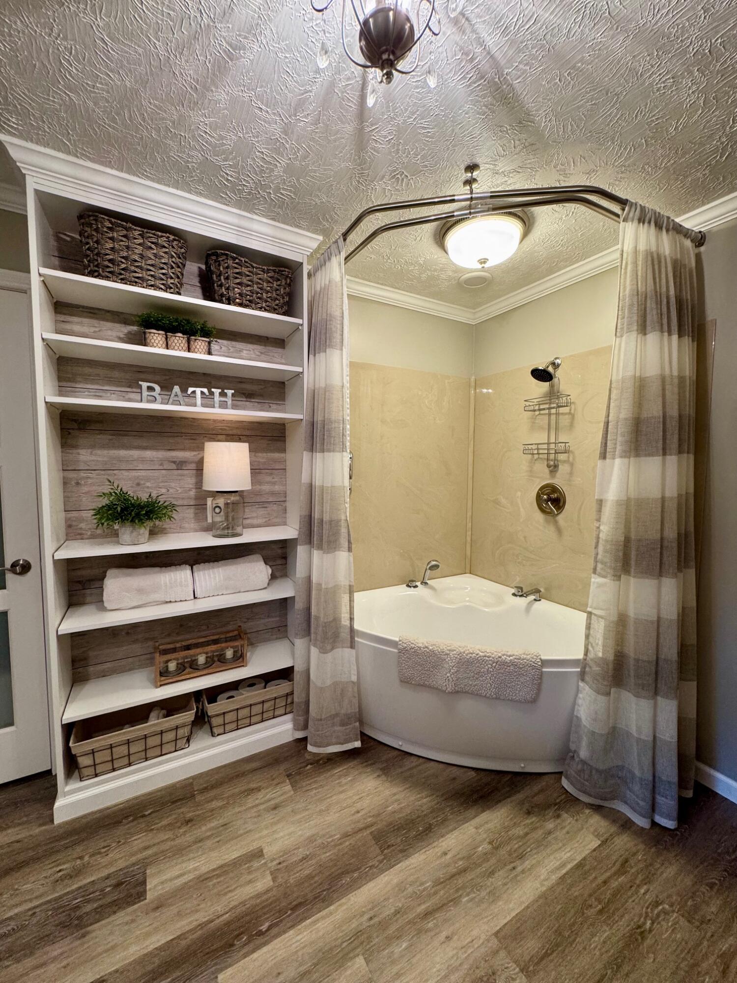 703 Dorchester Dr Drive, Springfield, Ohio 45506