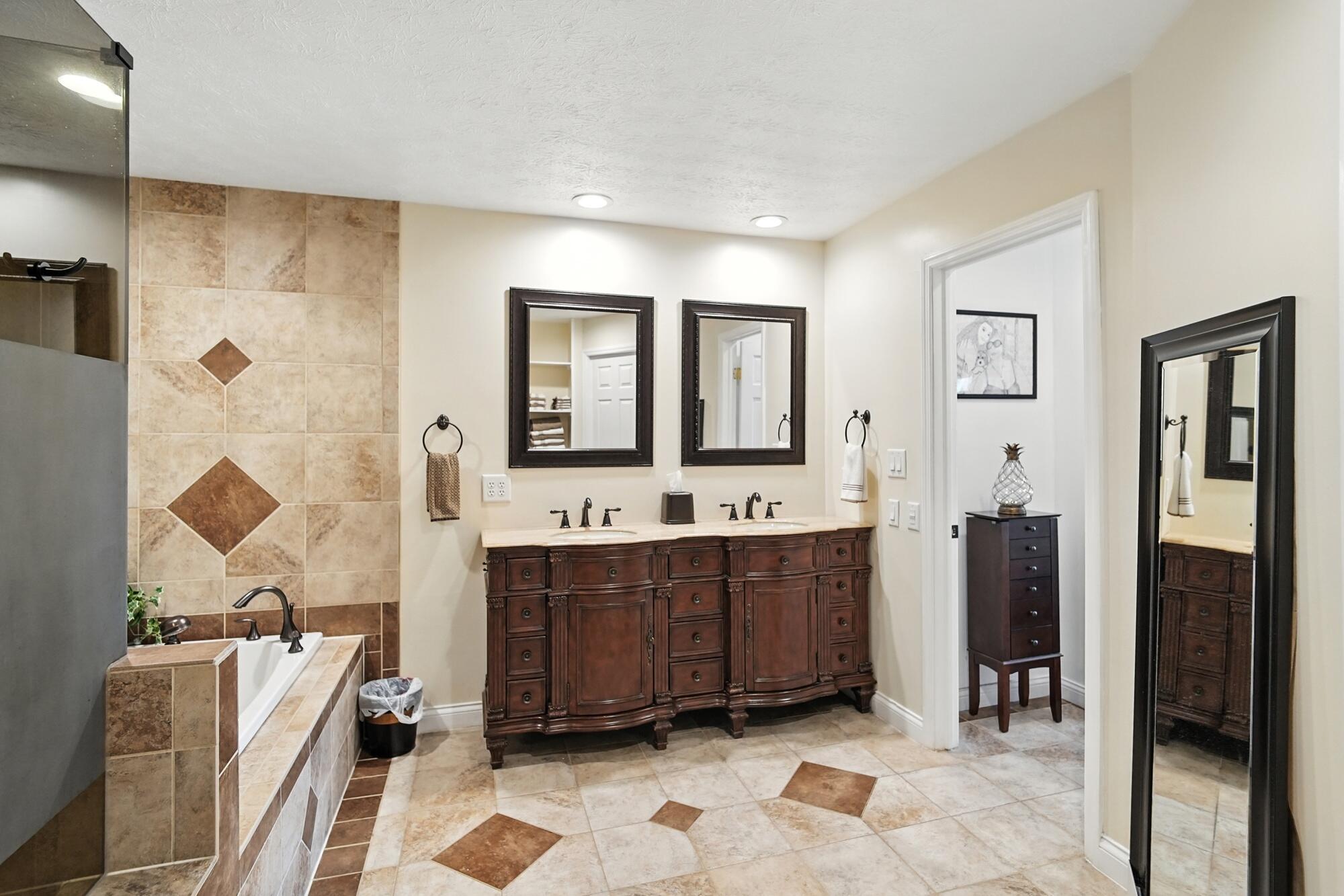 2669 Quail Ridge Drive, New Carlisle, Ohio 45344