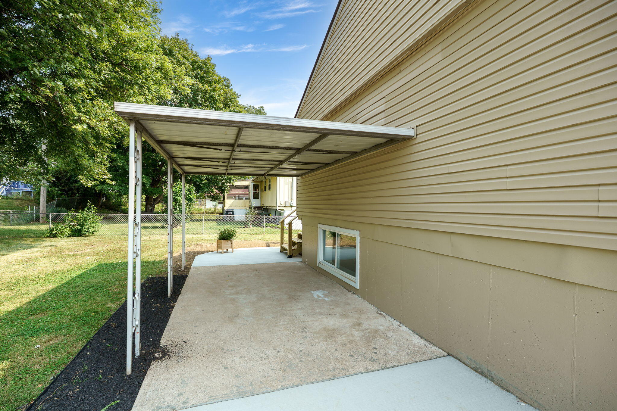 510 Bowser Drive, New Carlisle, Ohio 45344