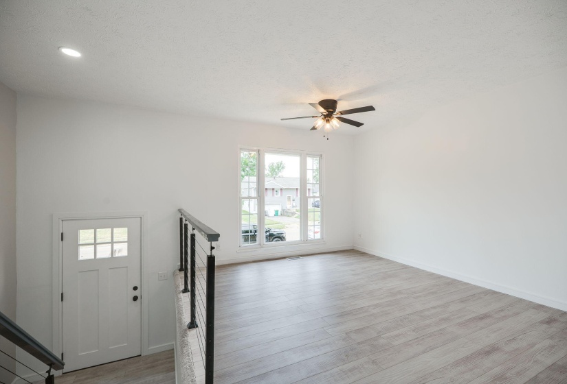 11-web-or-mls-510-bowser-st