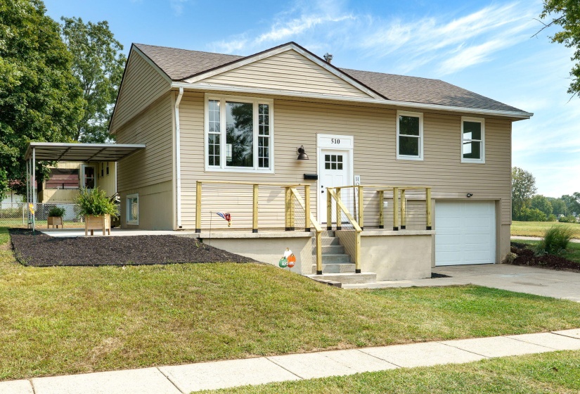 1-web-or-mls-510-bowser-st