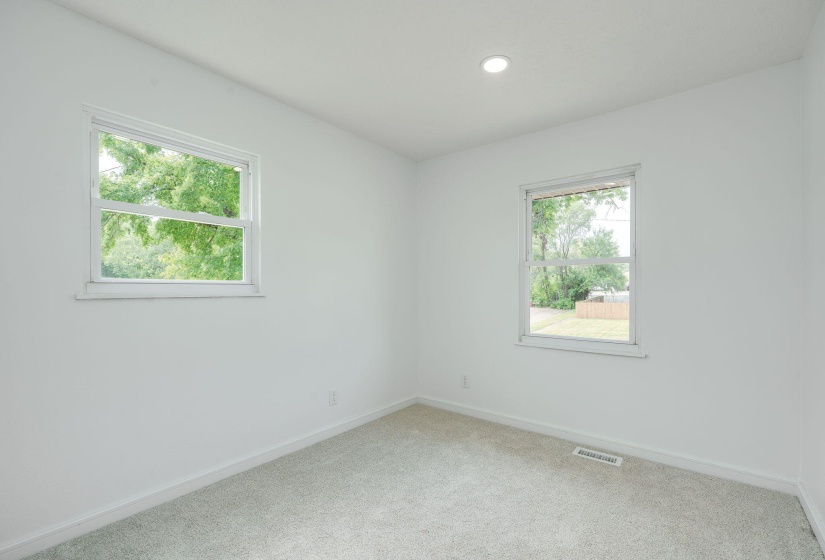 30-web-or-mls-510-bowser-st