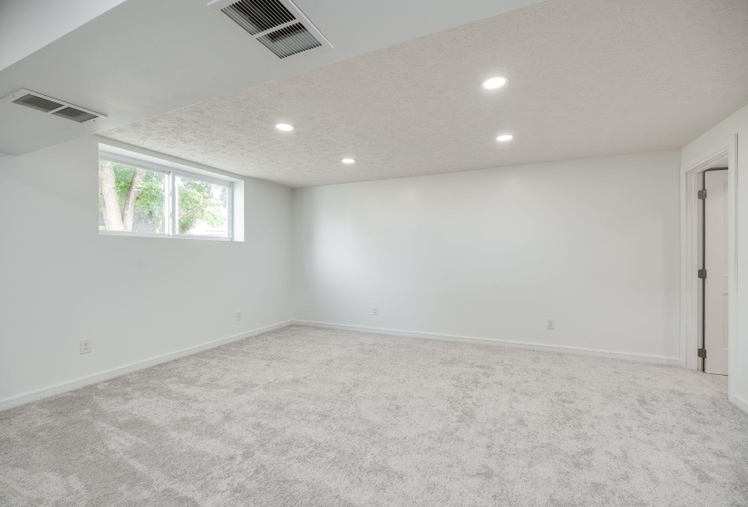 35-web-or-mls-510-bowser-st