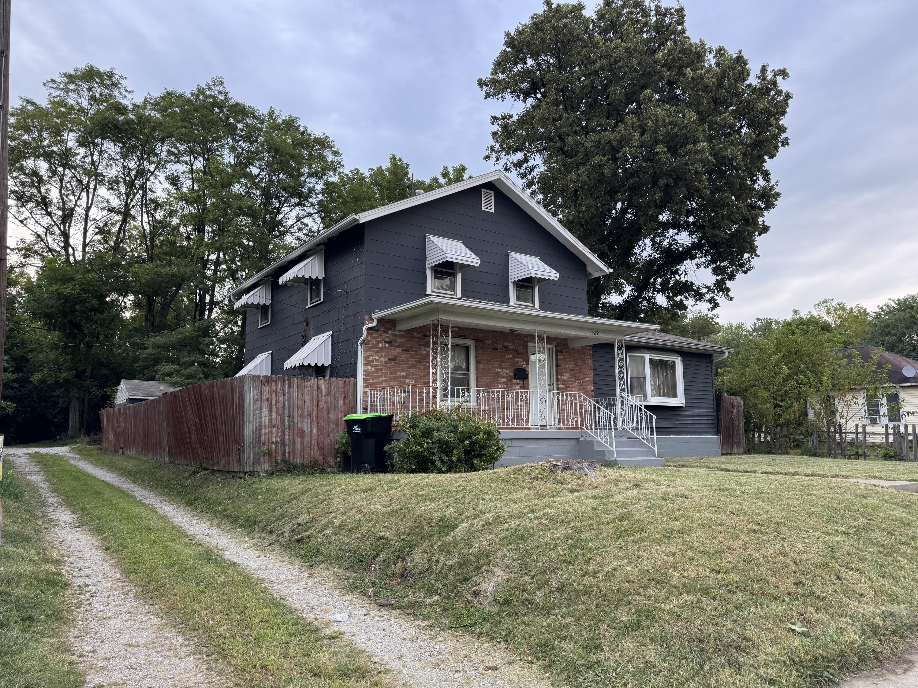 2422 Lexington Avenue, Springfield, Ohio 45505