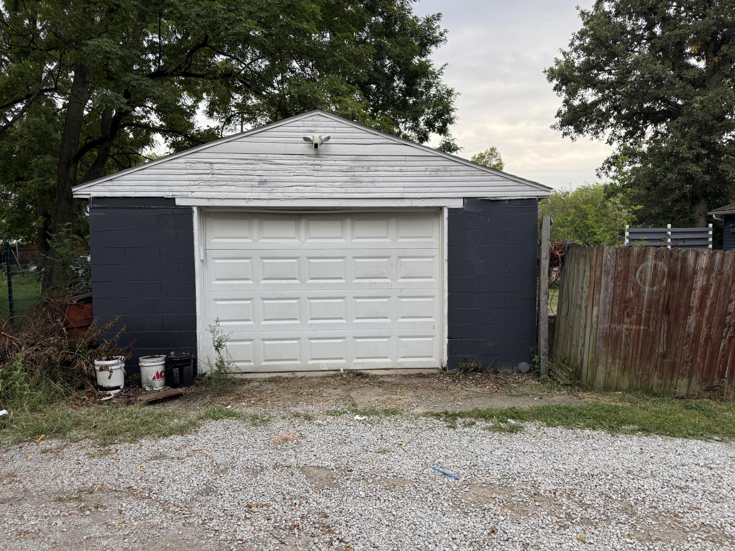 2422 Lexington Avenue, Springfield, Ohio 45505