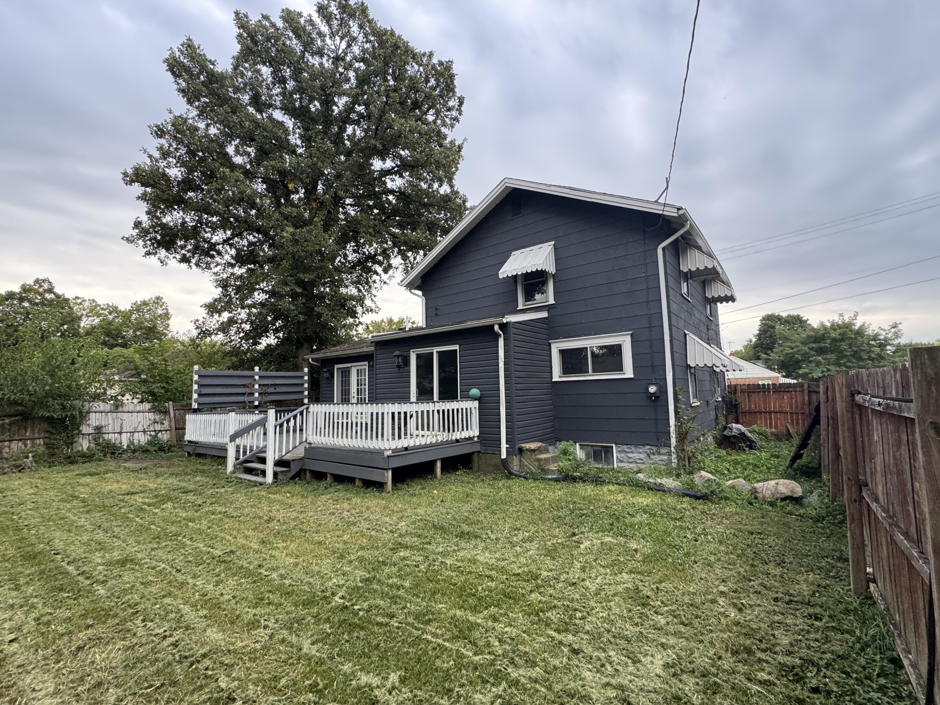 2422 Lexington Avenue, Springfield, Ohio 45505