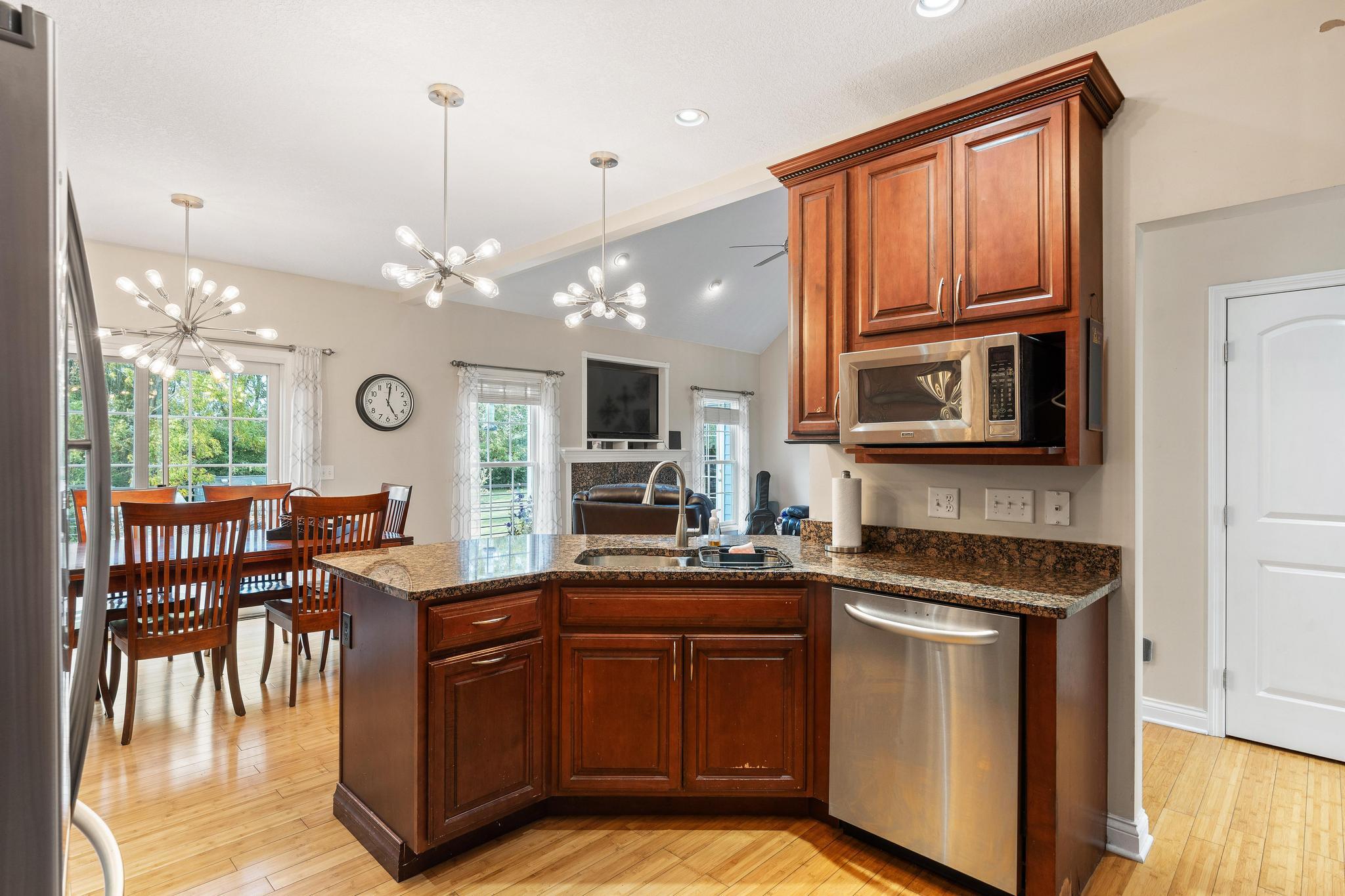 4676 Sullivan Road, Springfield, Ohio 45502