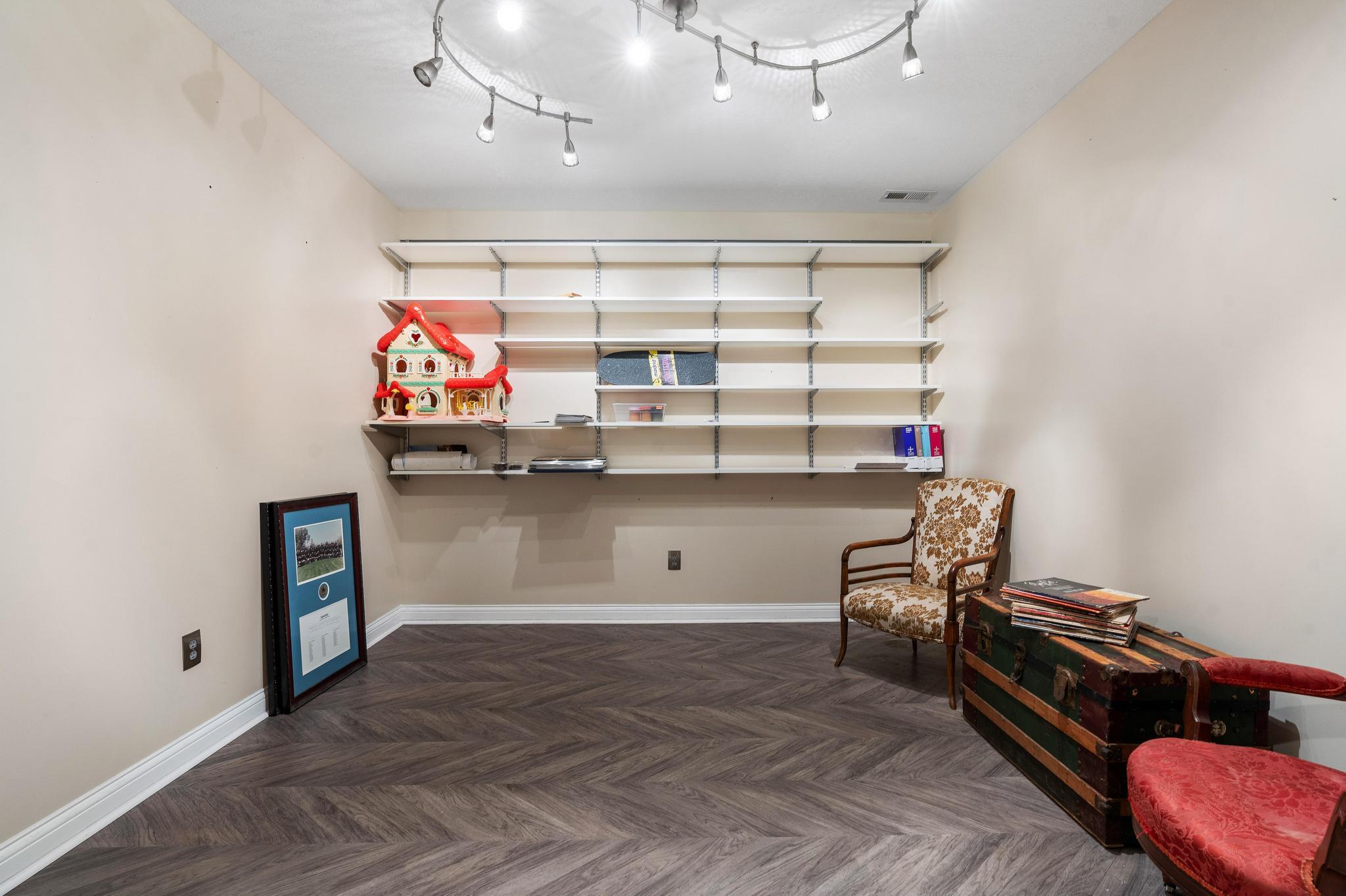 4676 Sullivan Road, Springfield, Ohio 45502