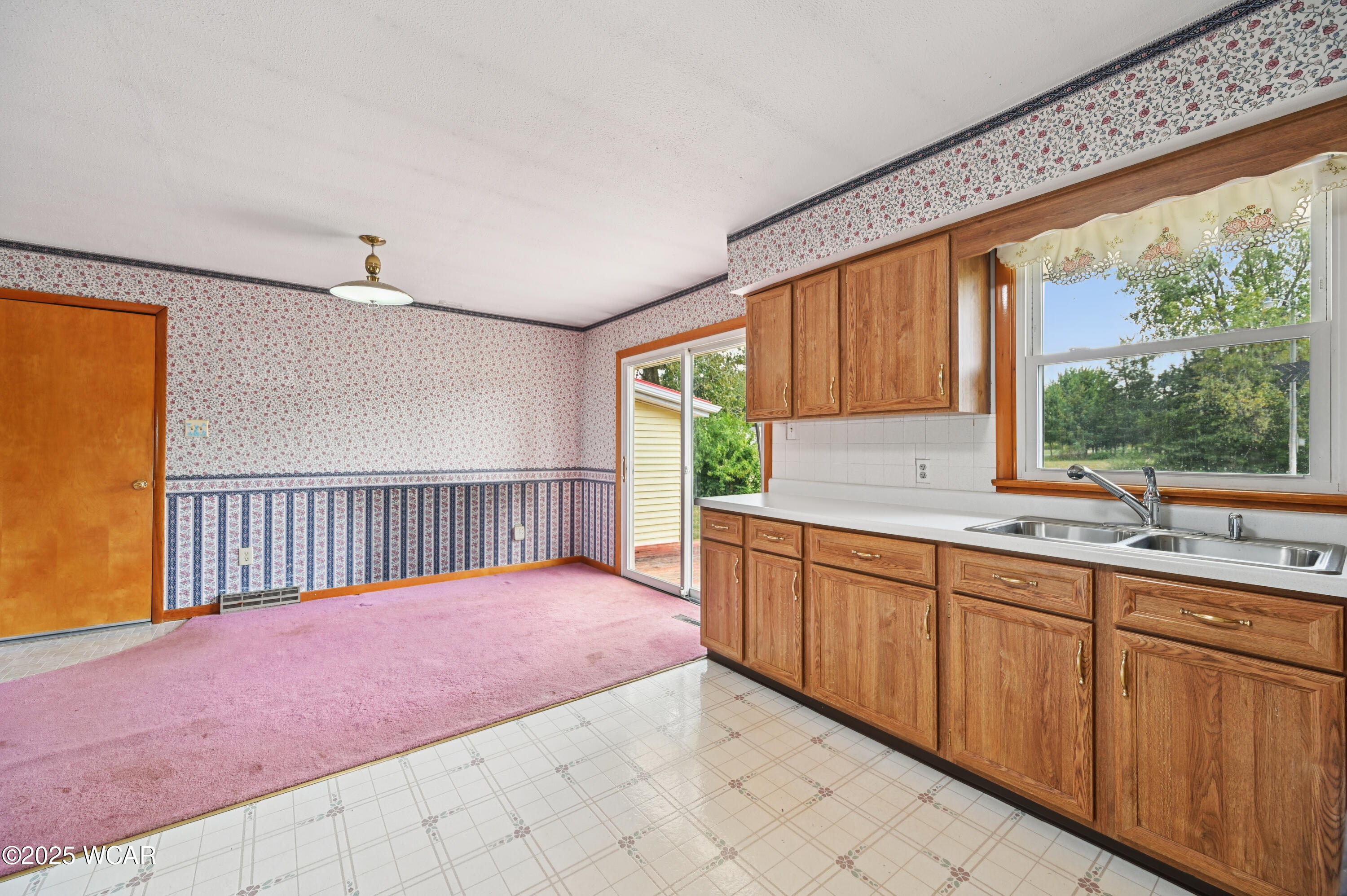 605 Center Street, West Mansfield, Ohio