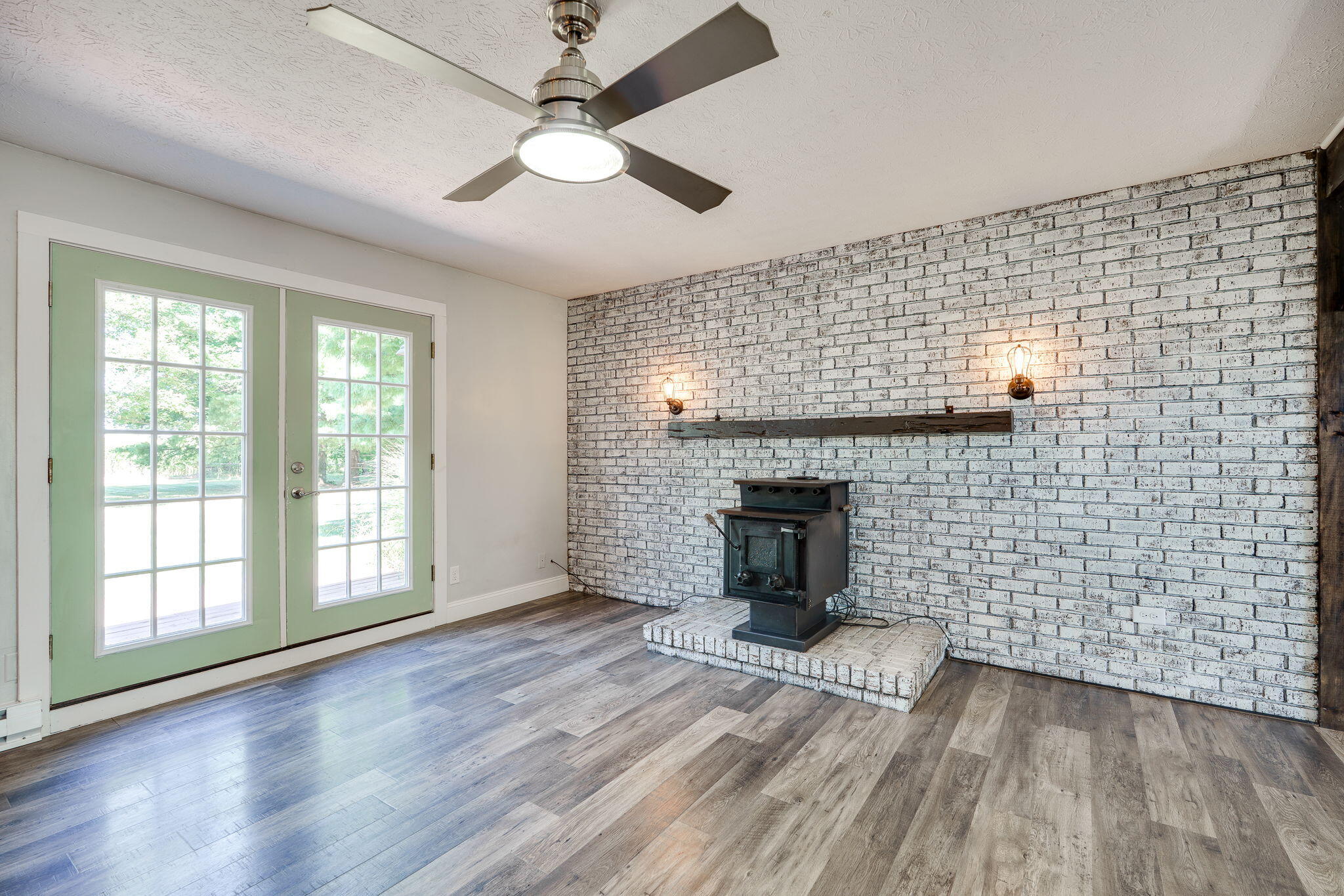 4960 County Line Road, Springfield, Ohio 45502