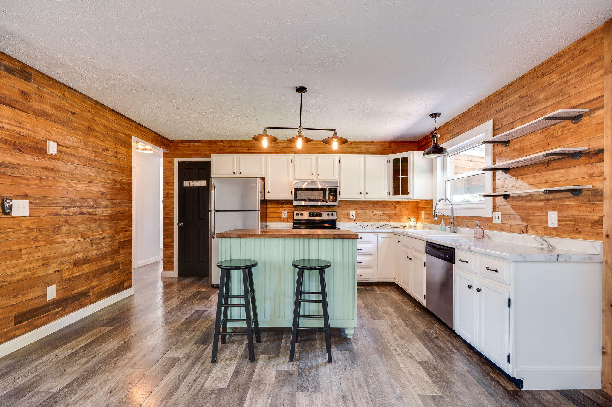 4960 County Line Road, Springfield, Ohio 45502