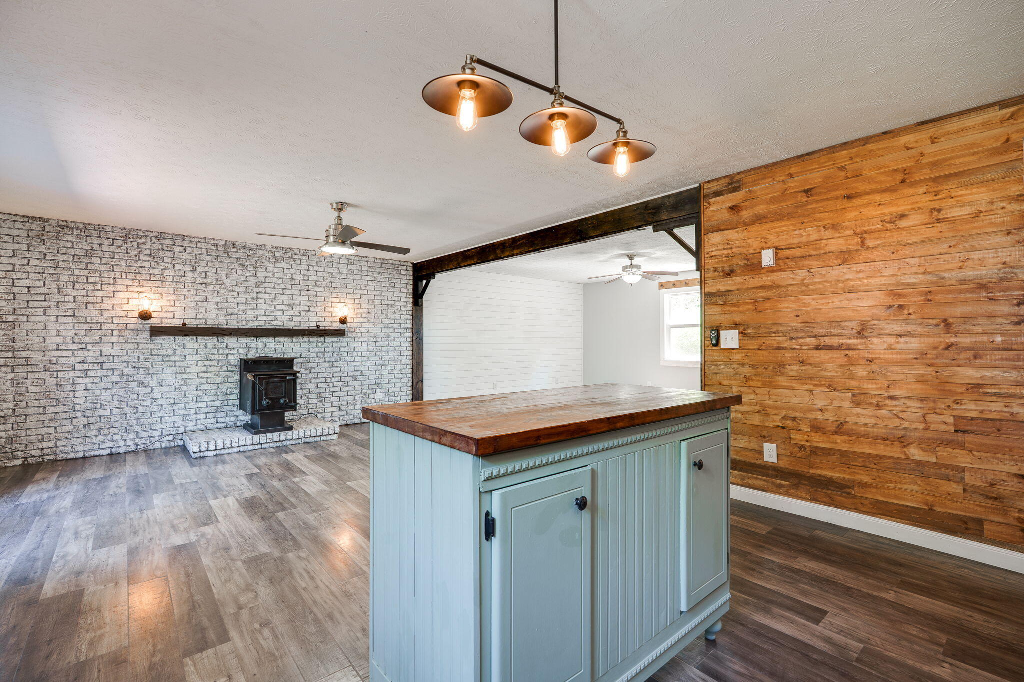 4960 County Line Road, Springfield, Ohio 45502