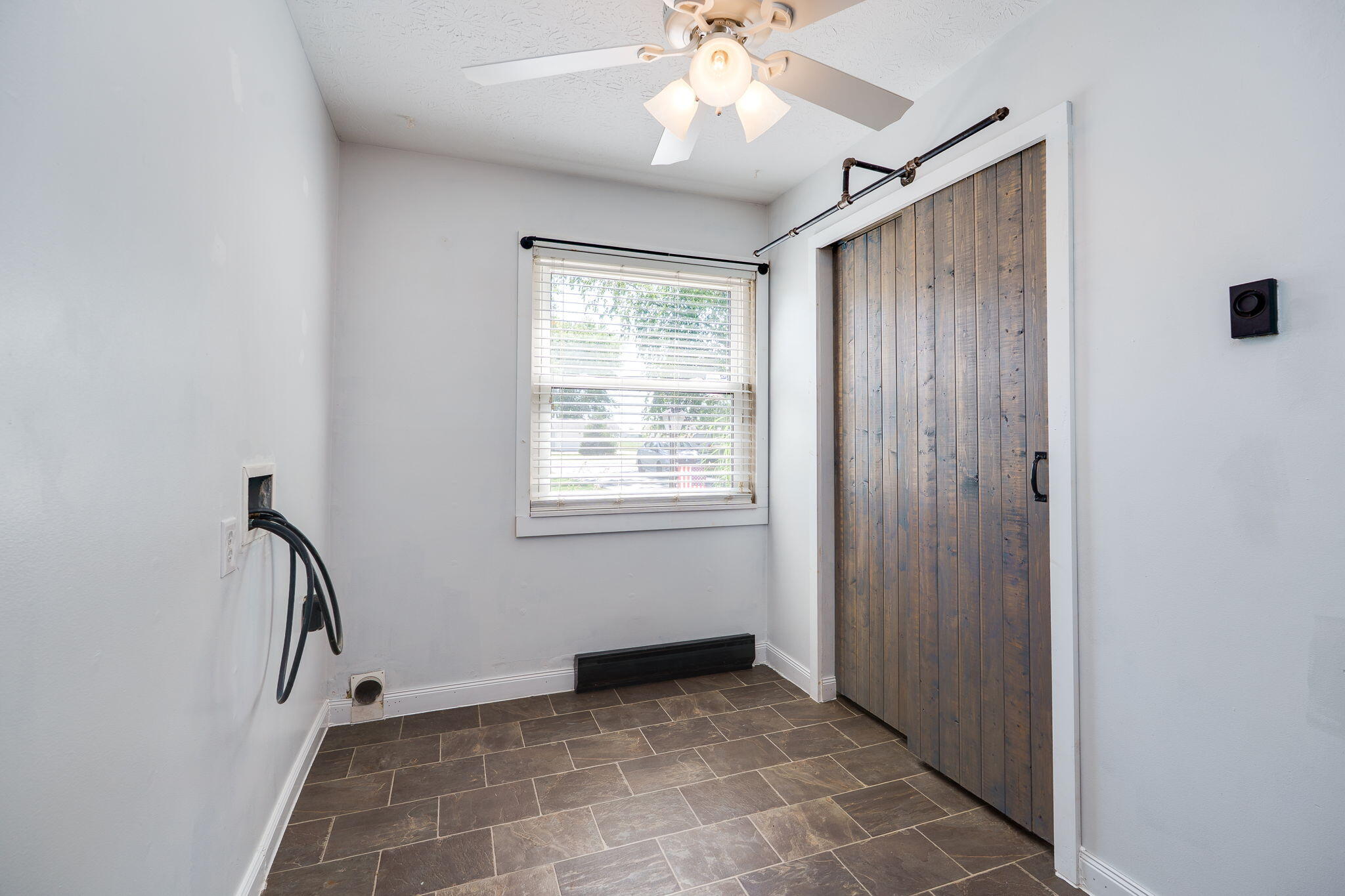 4960 County Line Road, Springfield, Ohio 45502