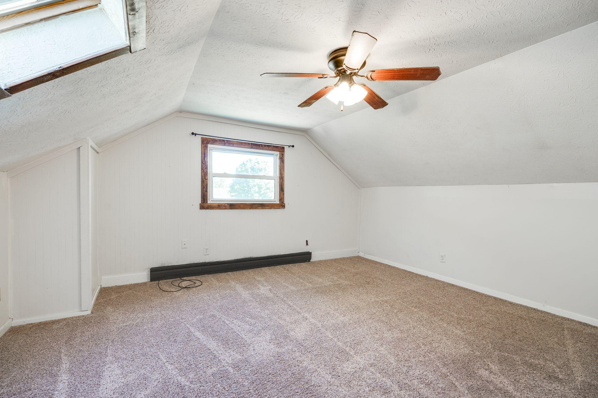 4960 County Line Road, Springfield, Ohio 45502