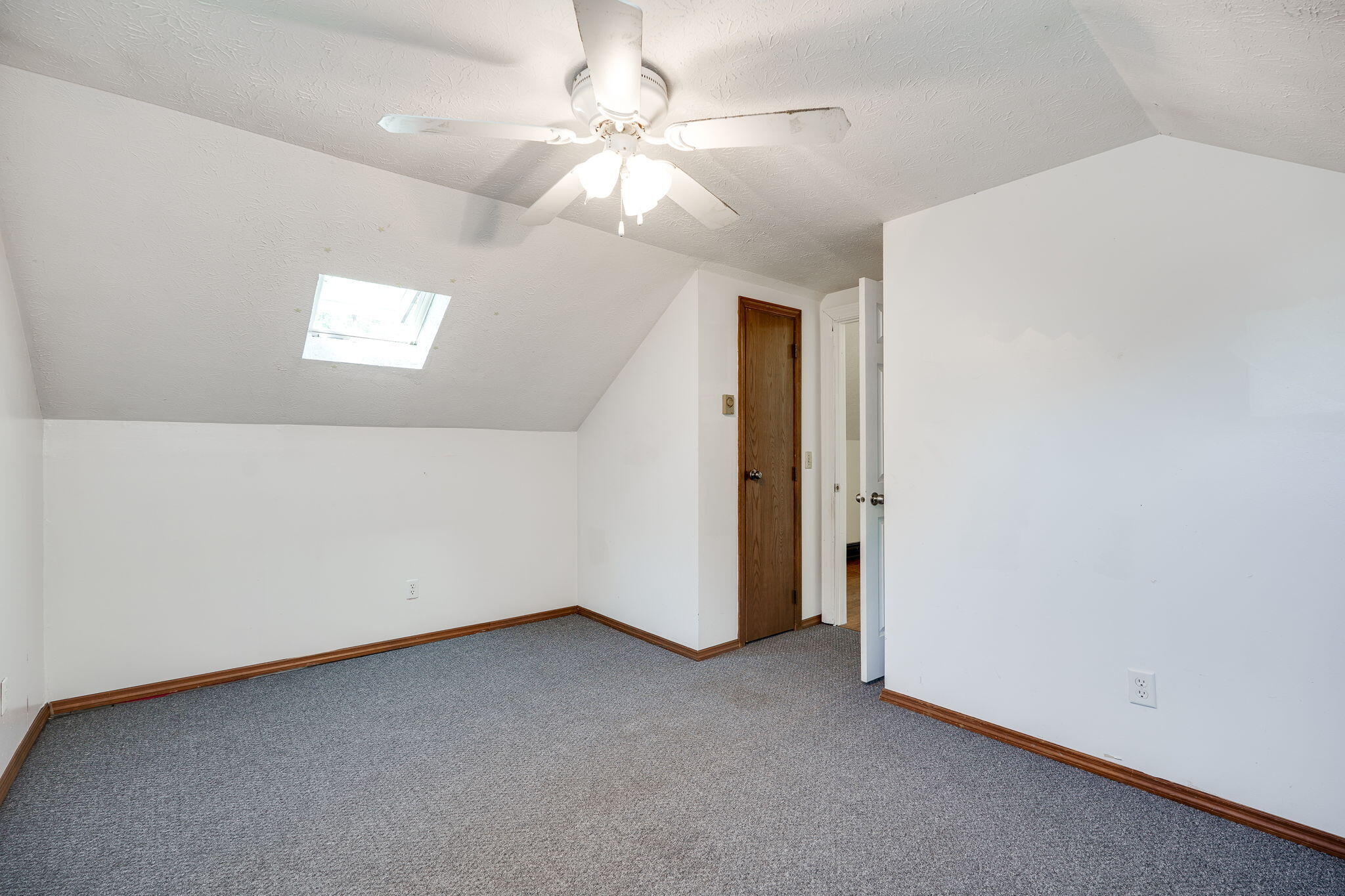 4960 County Line Road, Springfield, Ohio 45502