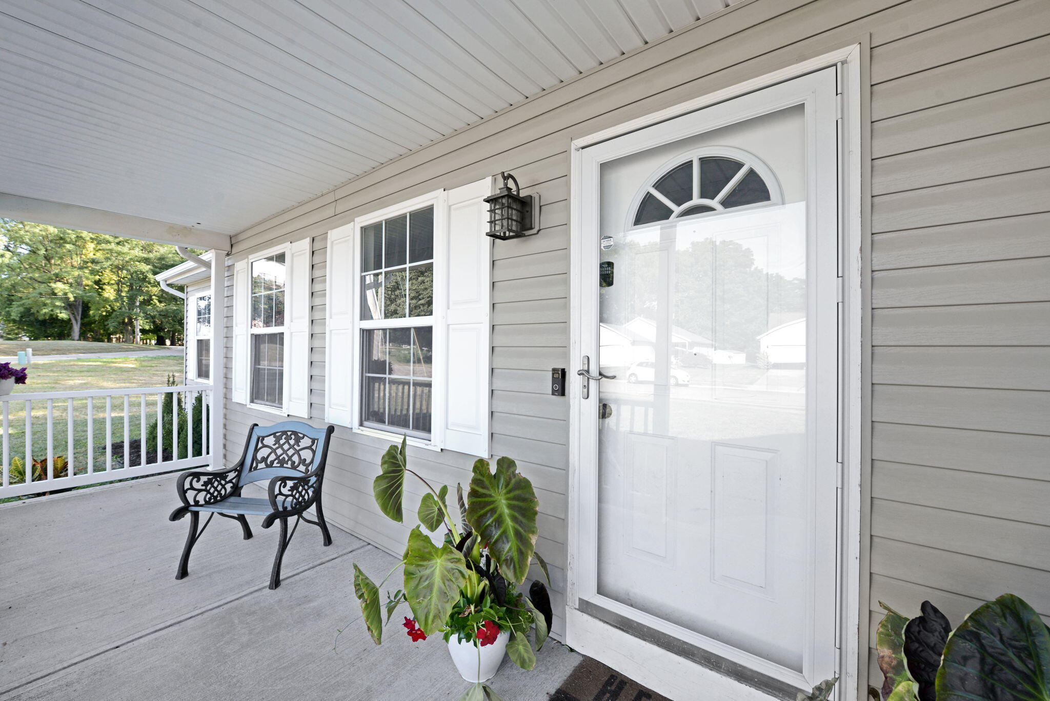 328 Lincoln Place, North Lewisburg, Ohio 43060
