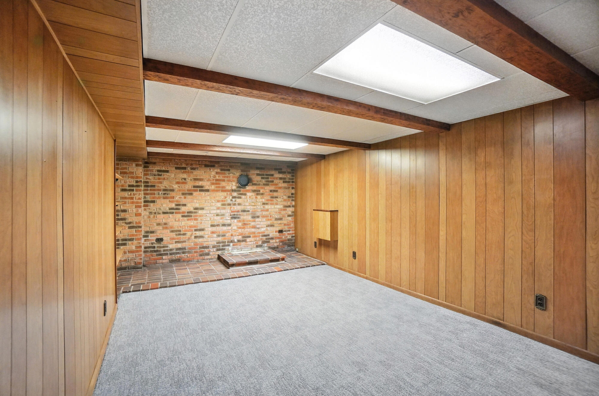 4315 Carona Street, Springfield, Ohio 45503