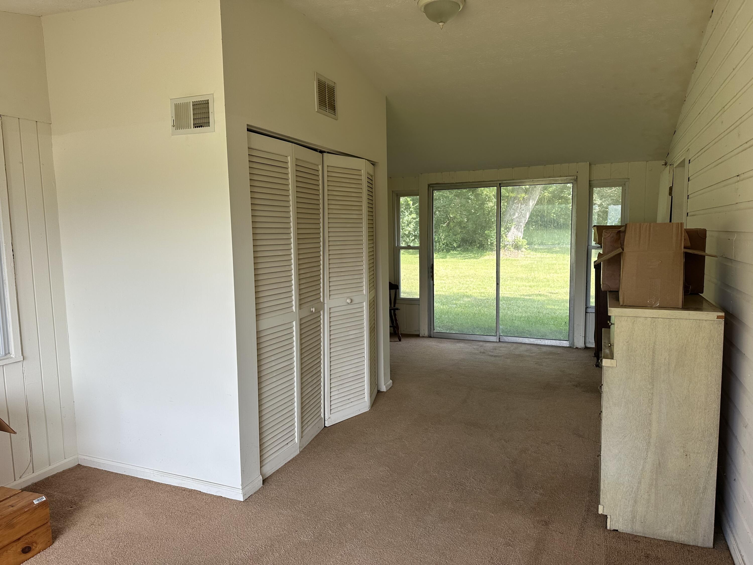1150 Sparrow Road, Springfield, Ohio 45502