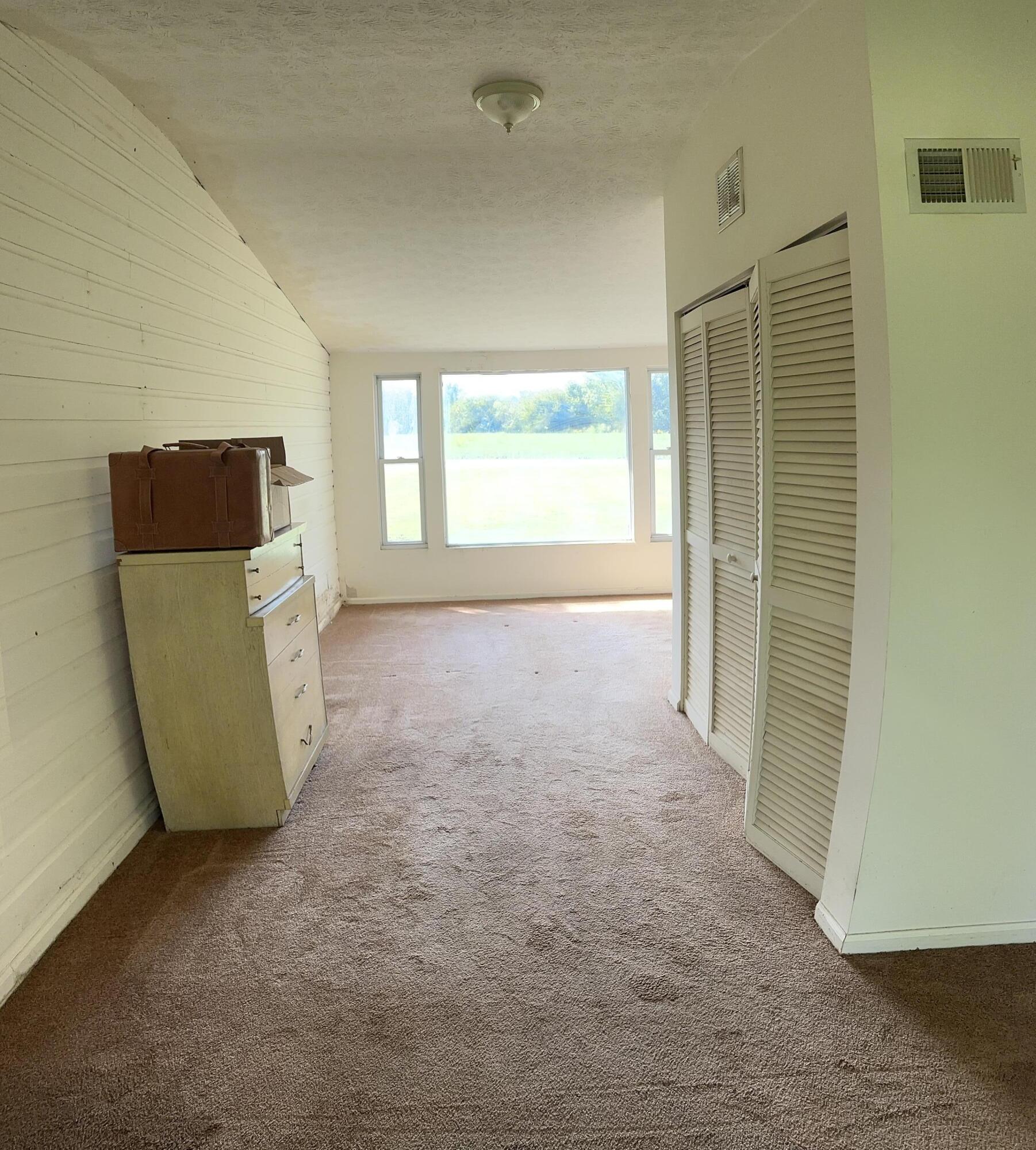 1150 Sparrow Road, Springfield, Ohio 45502