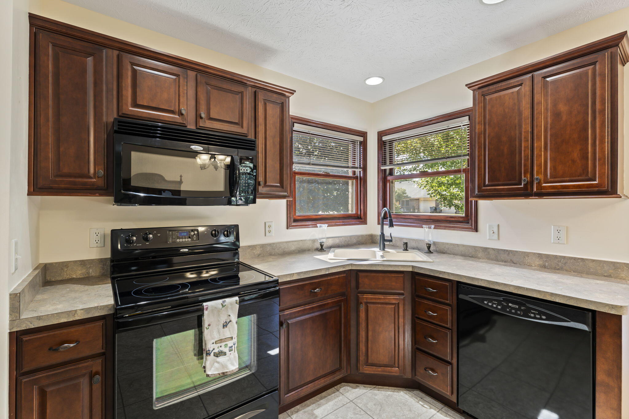 1479 Lantern Lane, Troy, Ohio 45373