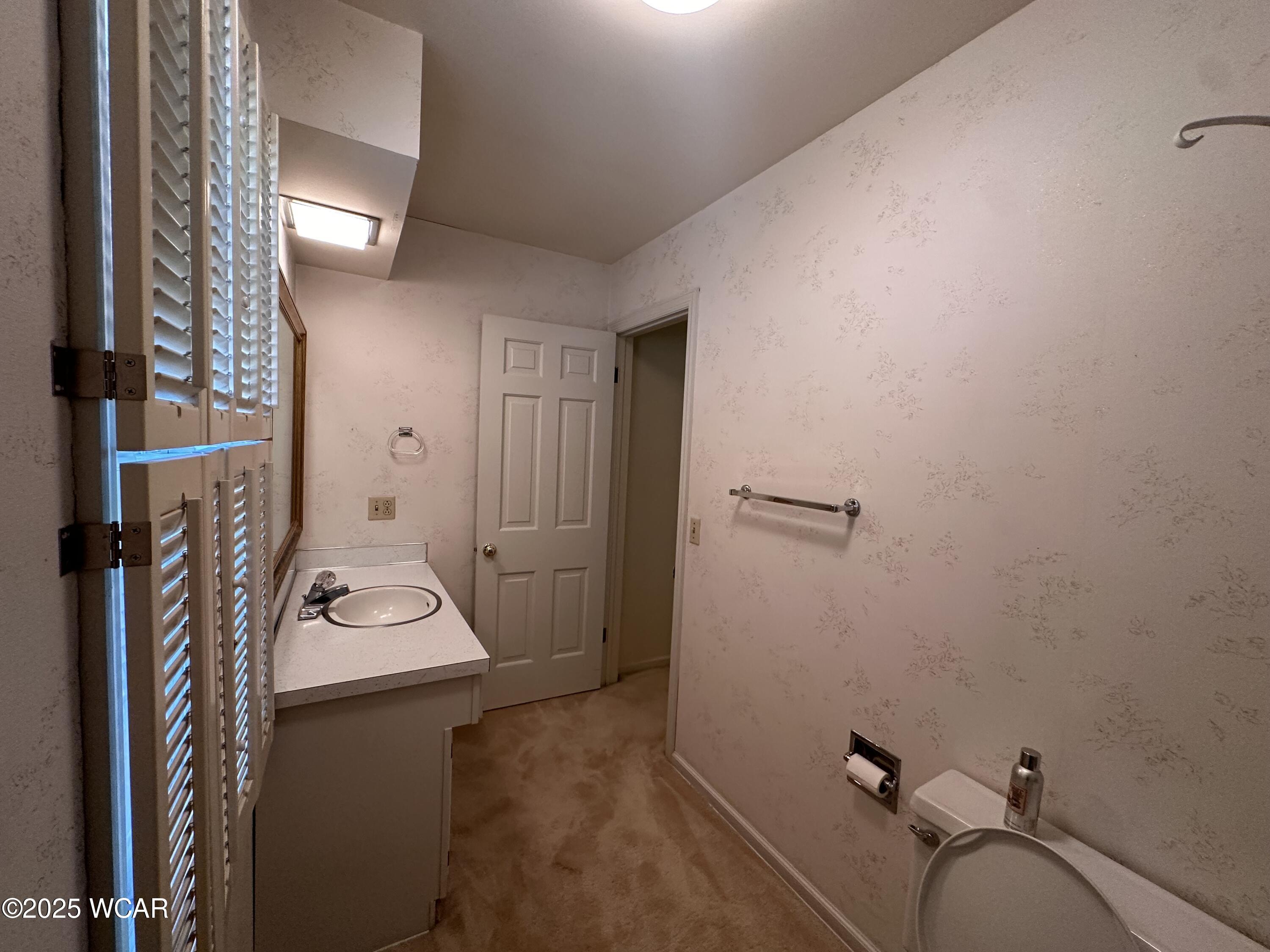 2320 London Drive, Lima, Ohio