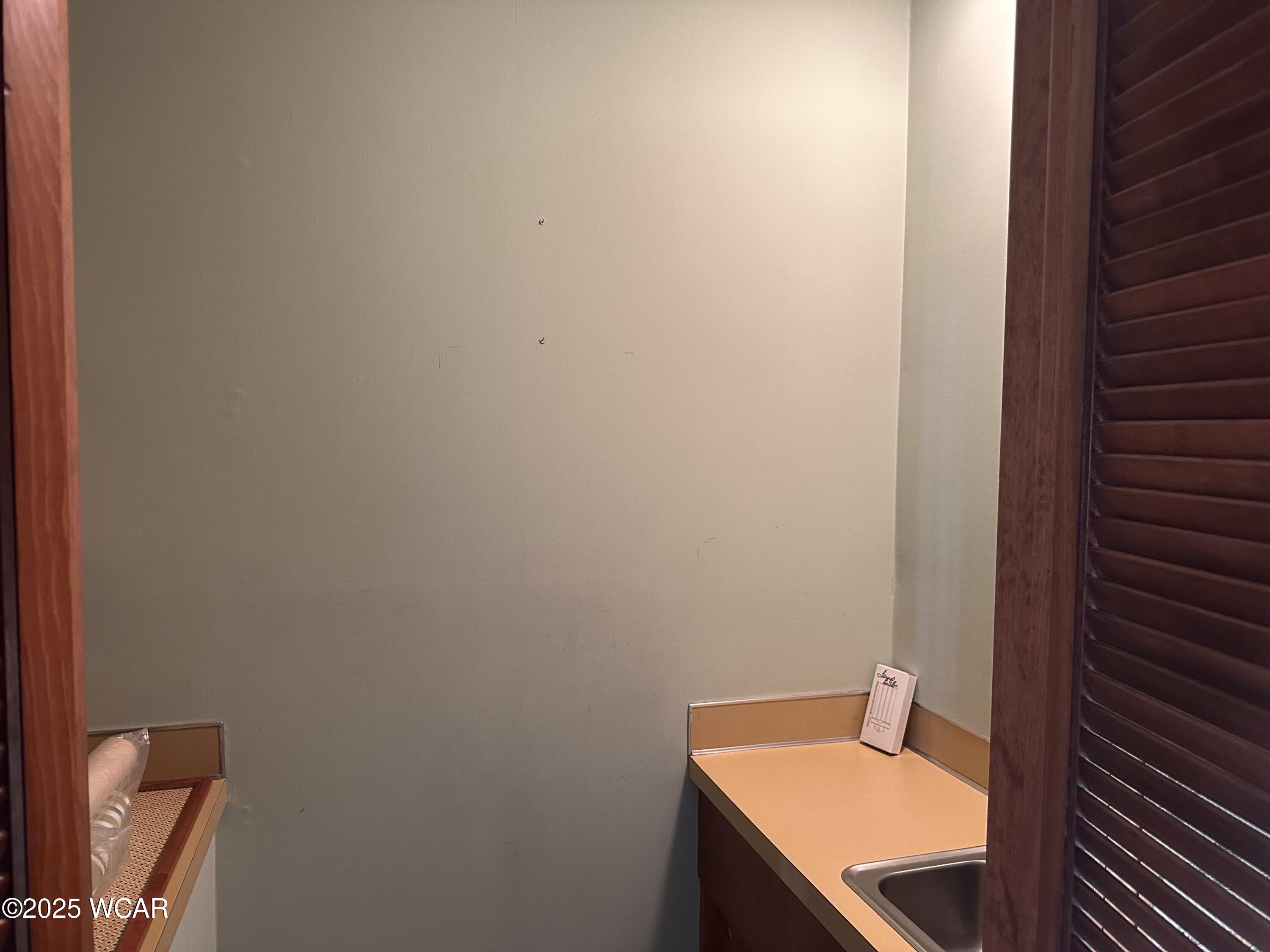 2320 London Drive, Lima, Ohio