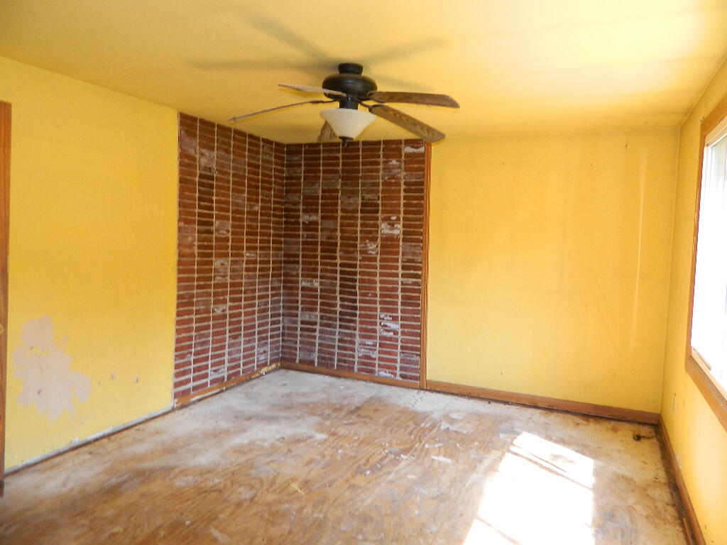 5820 Wynn Road, Springfield, Ohio 45502