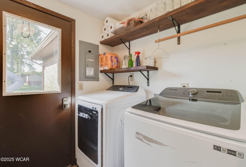 1953 Lilac Lane, Lima, Ohio, 4 Bedrooms Bedrooms, ,2 BathroomsBathrooms,Residential,For Sale,Lilac,308185
