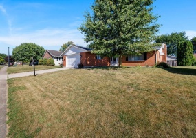 1708 Dubois Drive, Piqua, Ohio 45356, 3 Bedrooms Bedrooms, ,2 BathroomsBathrooms,Residential,For Sale,Dubois,1040995