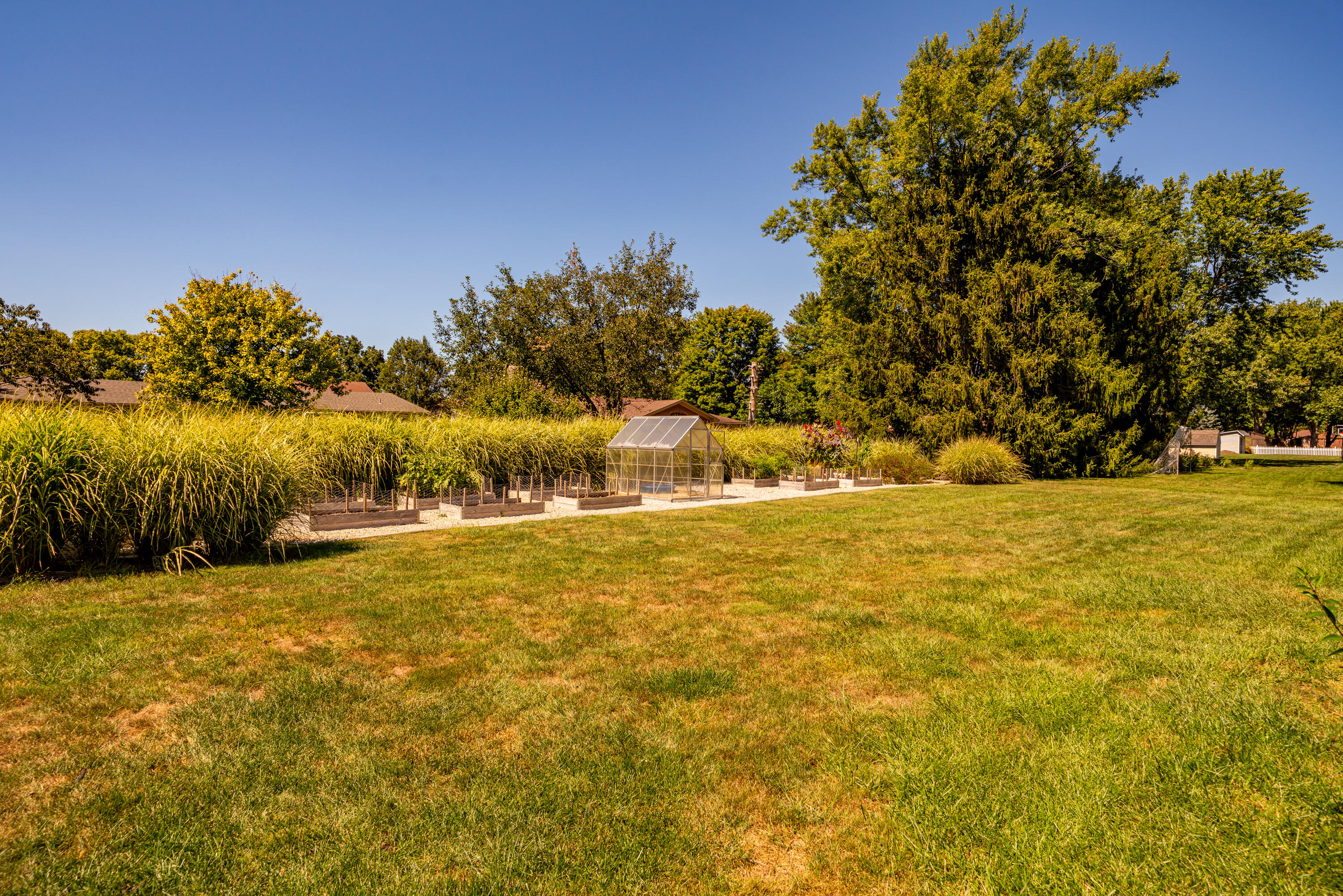 6822 Bejay Drive, Tipp City, Ohio 45371