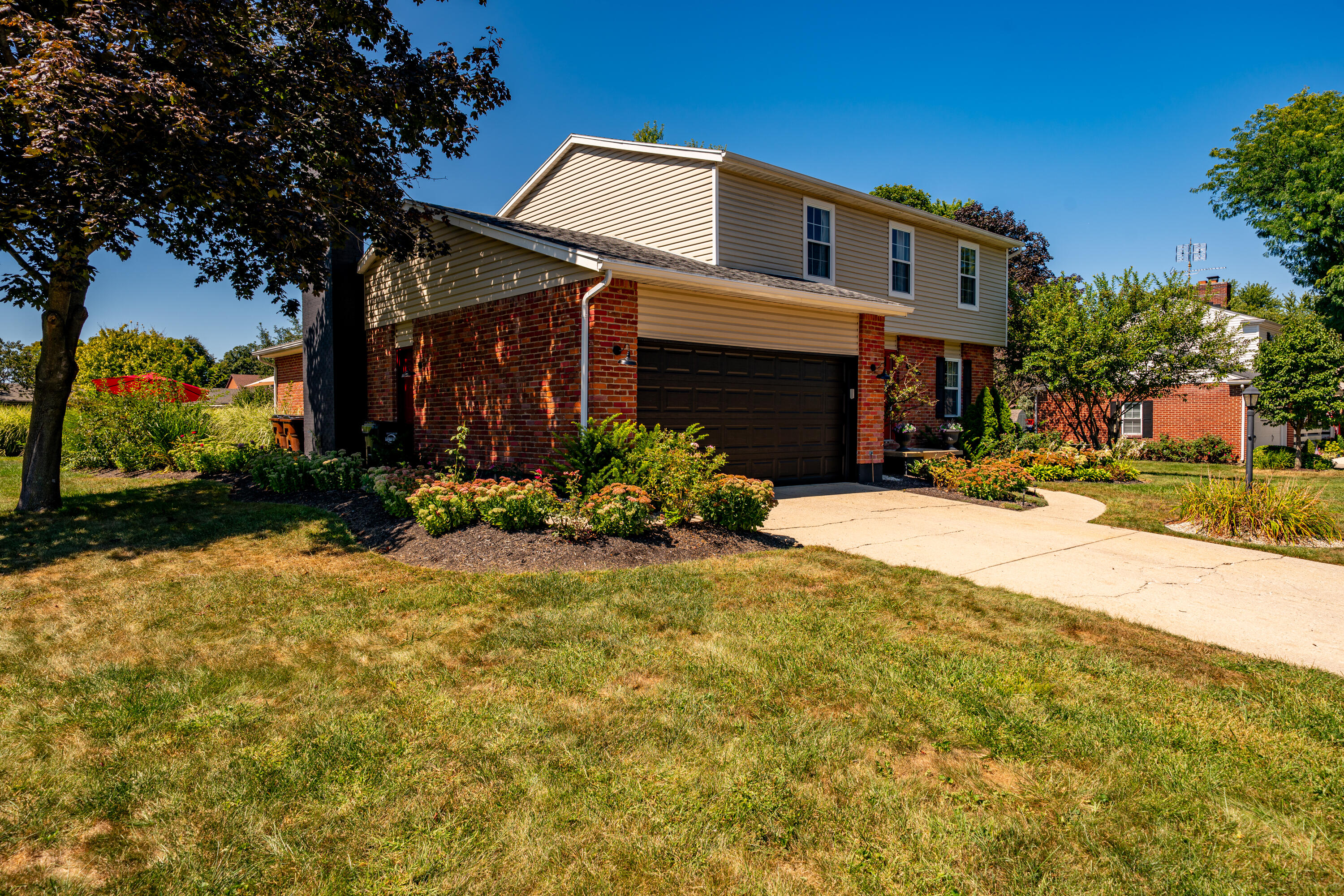 6822 Bejay Drive, Tipp City, Ohio 45371