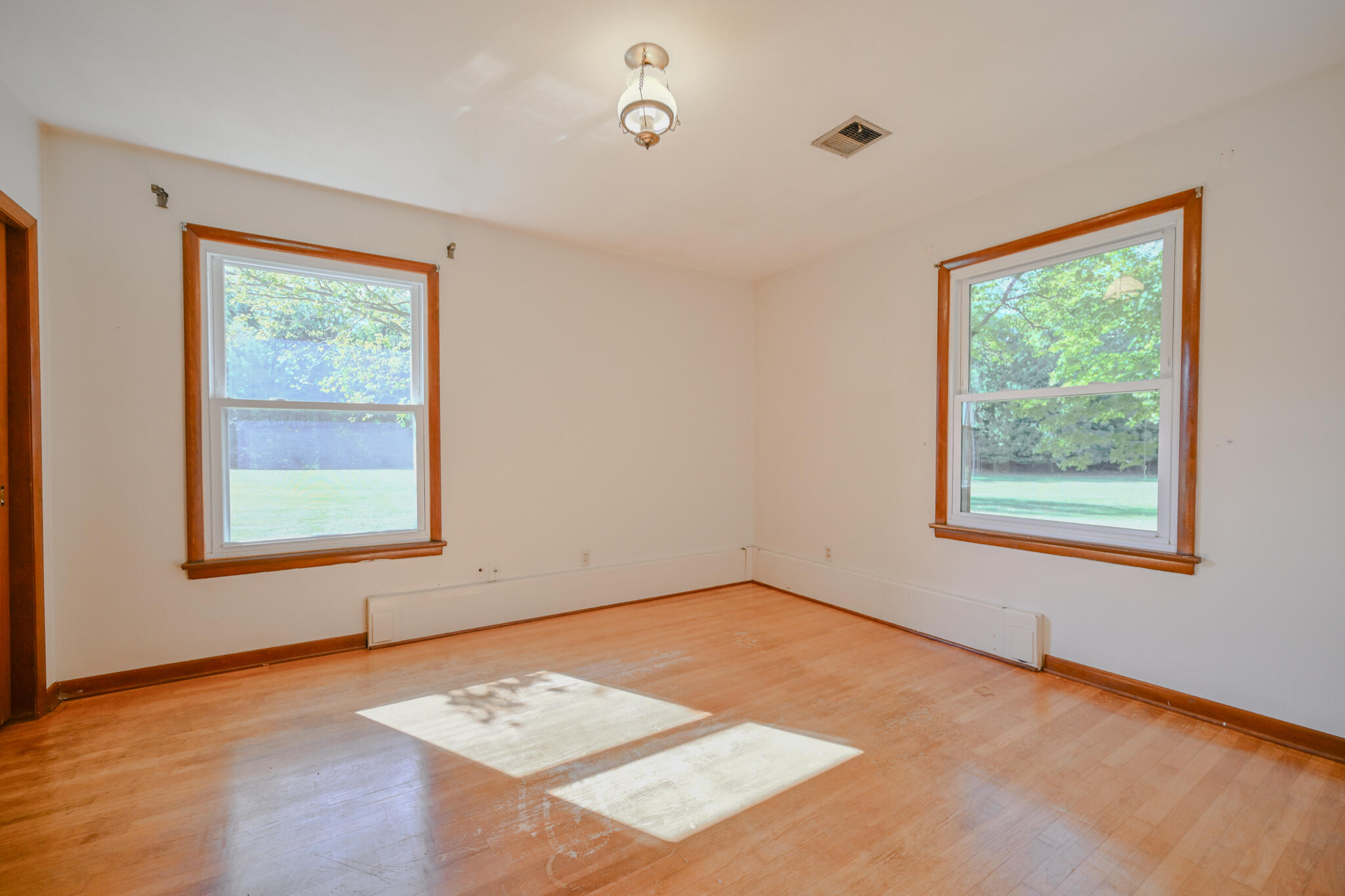 2958 Possum Road, Springfield, Ohio 45502