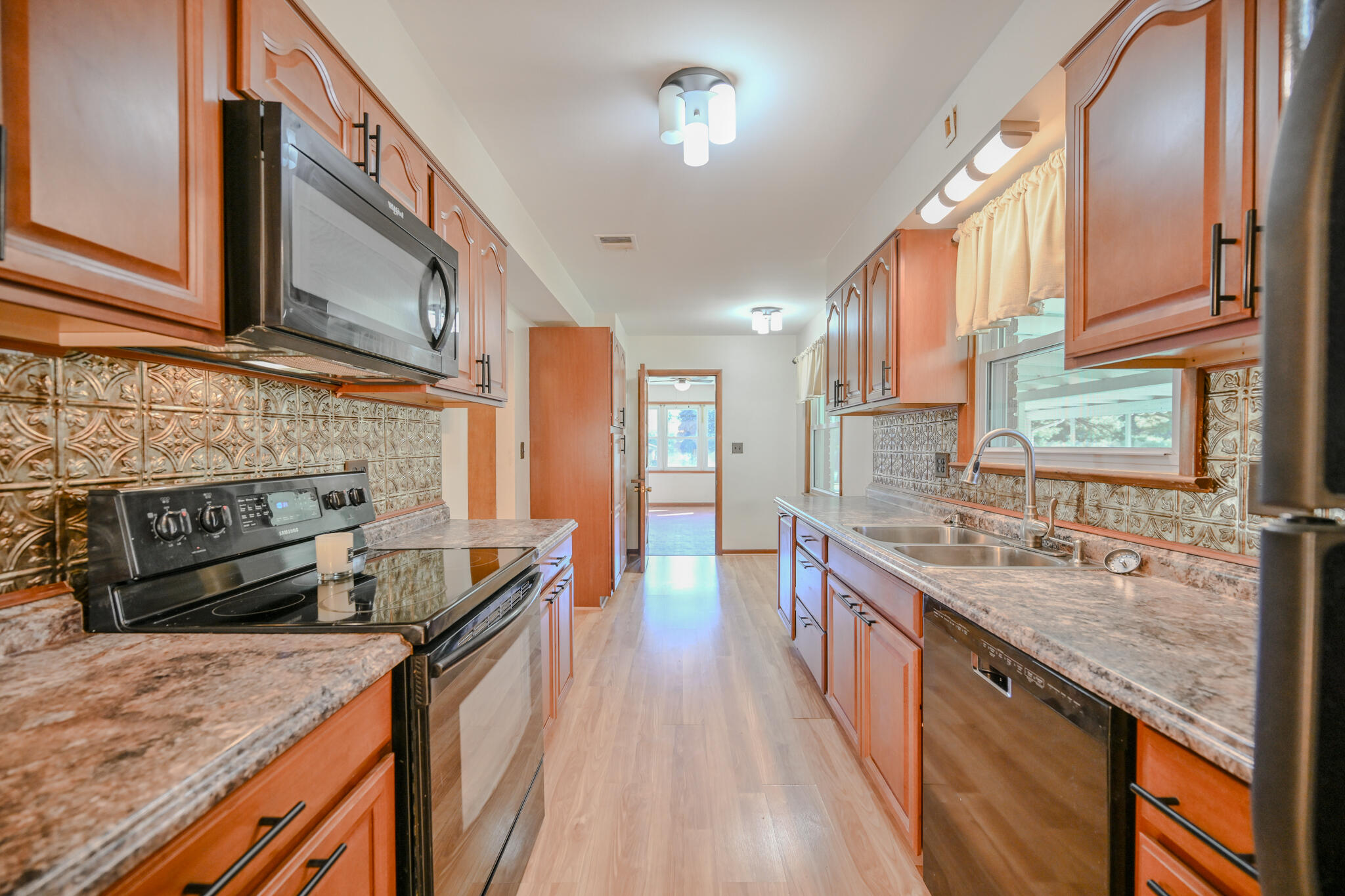 2958 Possum Road, Springfield, Ohio 45502