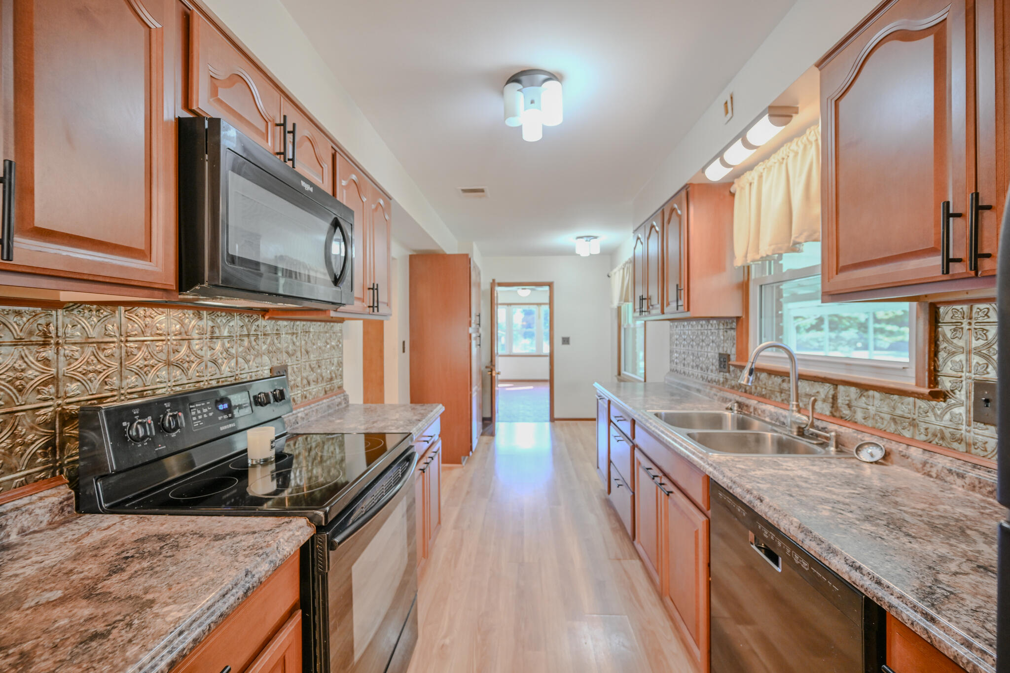 2958 Possum Road, Springfield, Ohio 45502