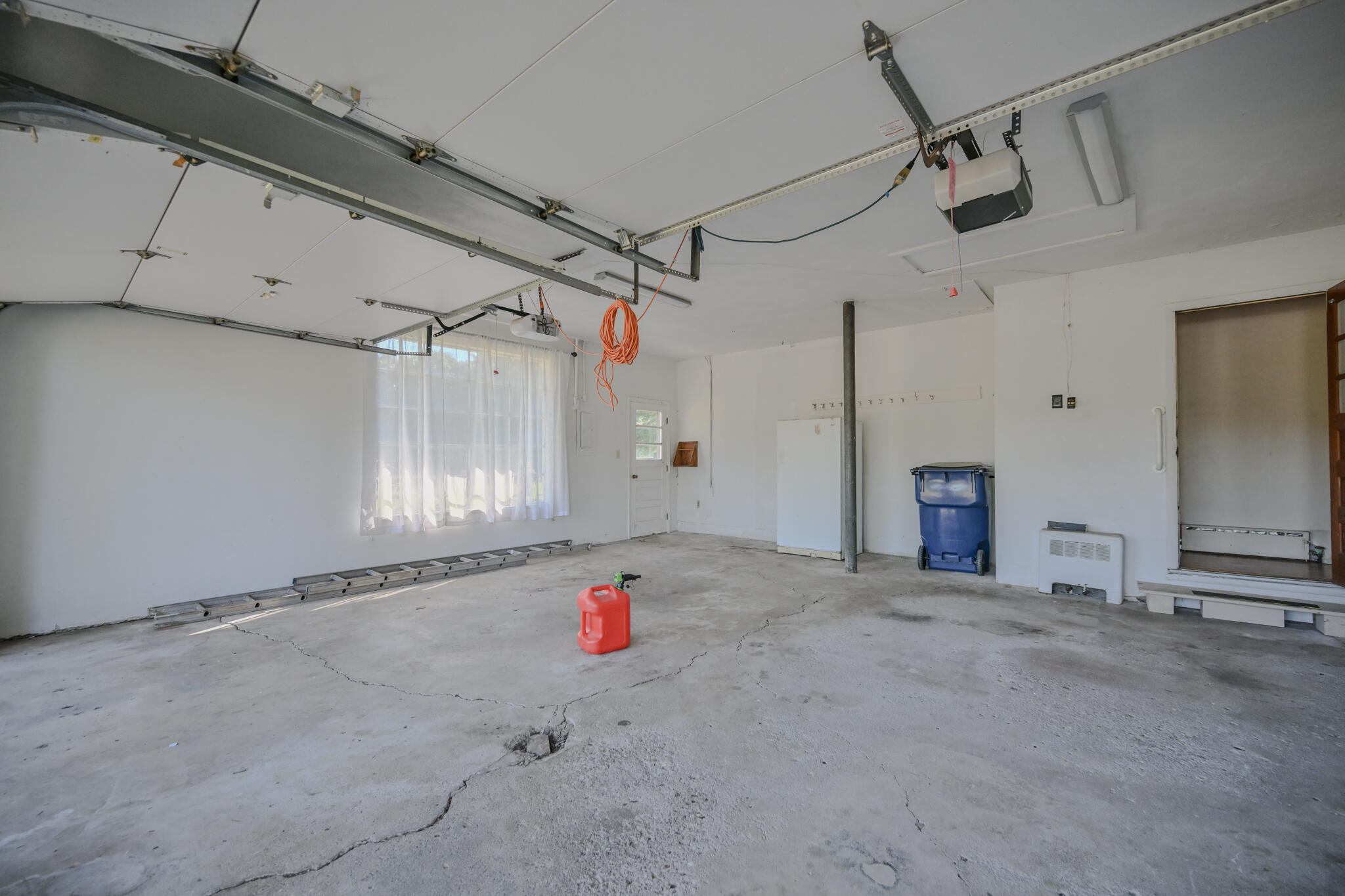 2958 Possum Road, Springfield, Ohio 45502