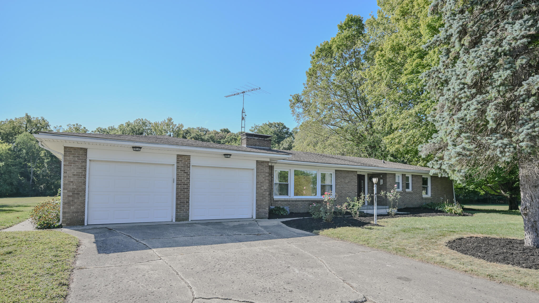 2958 Possum Road, Springfield, Ohio 45502