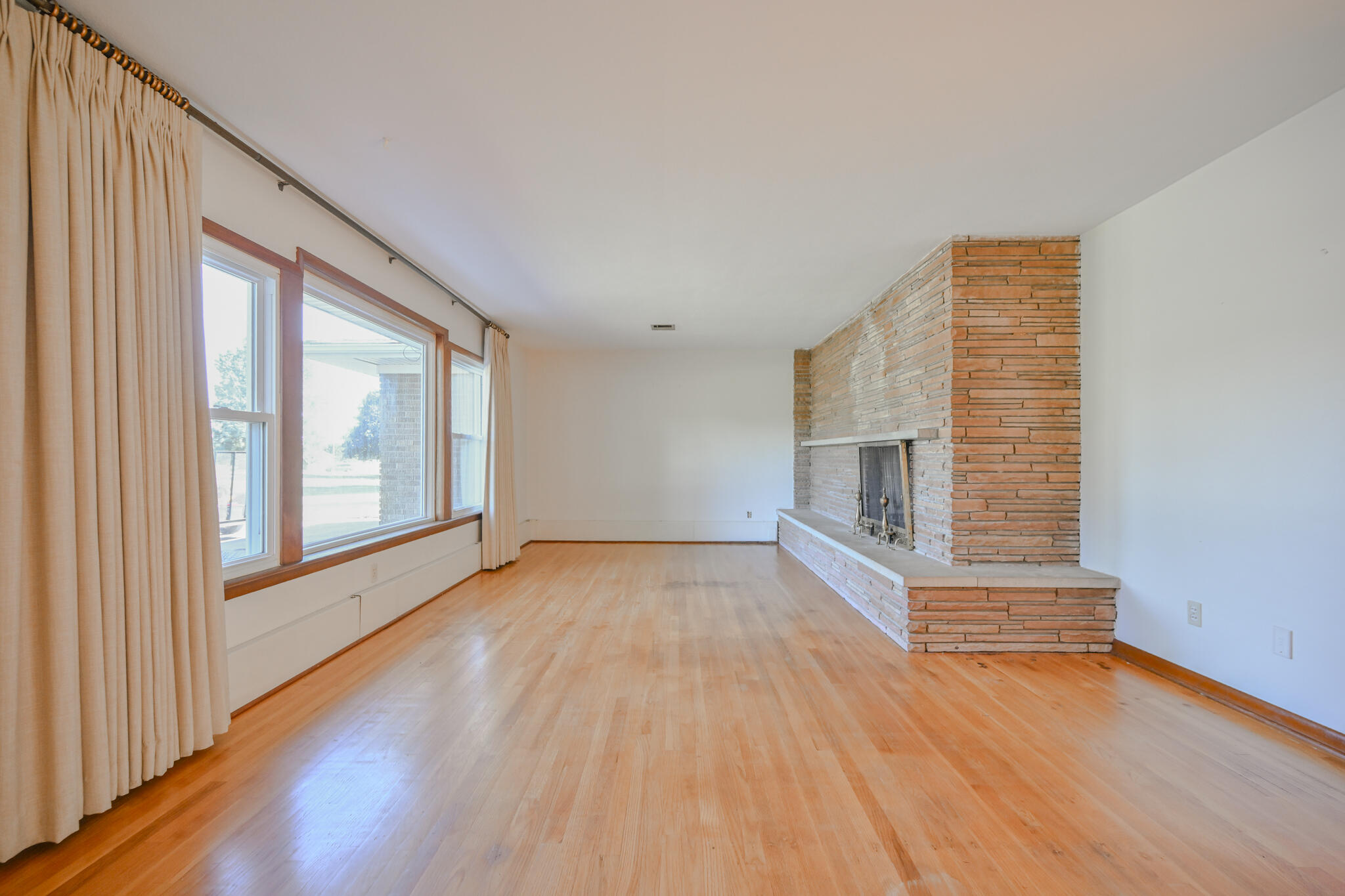 2958 Possum Road, Springfield, Ohio 45502