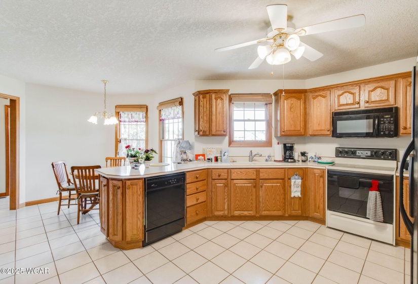 2615 Kenny Lee Drive, Lima, Ohio, 3 Bedrooms Bedrooms, ,2 BathroomsBathrooms,Residential,For Sale,Kenny Lee,308196