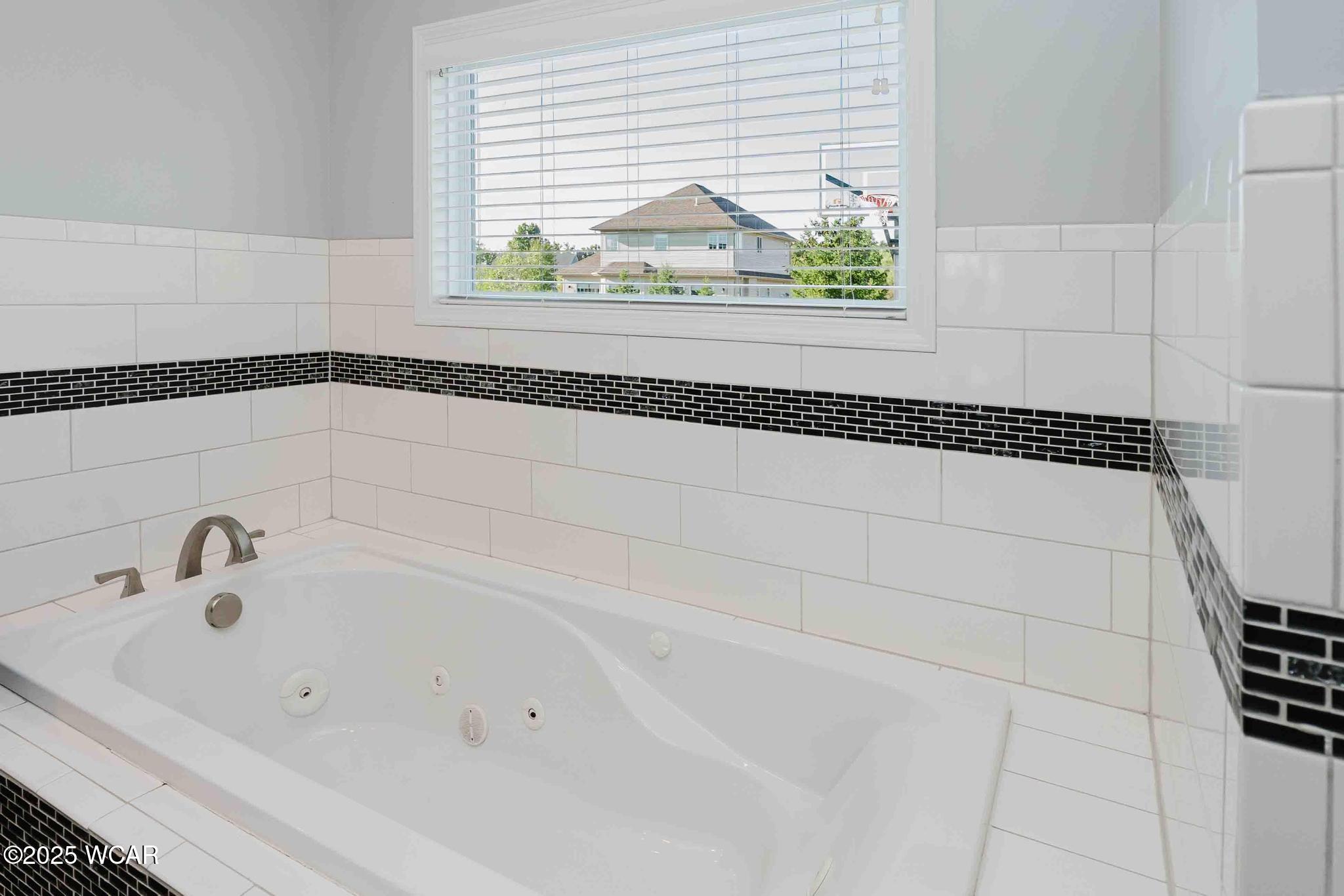 349 Sycamore Court, Bluffton, Ohio