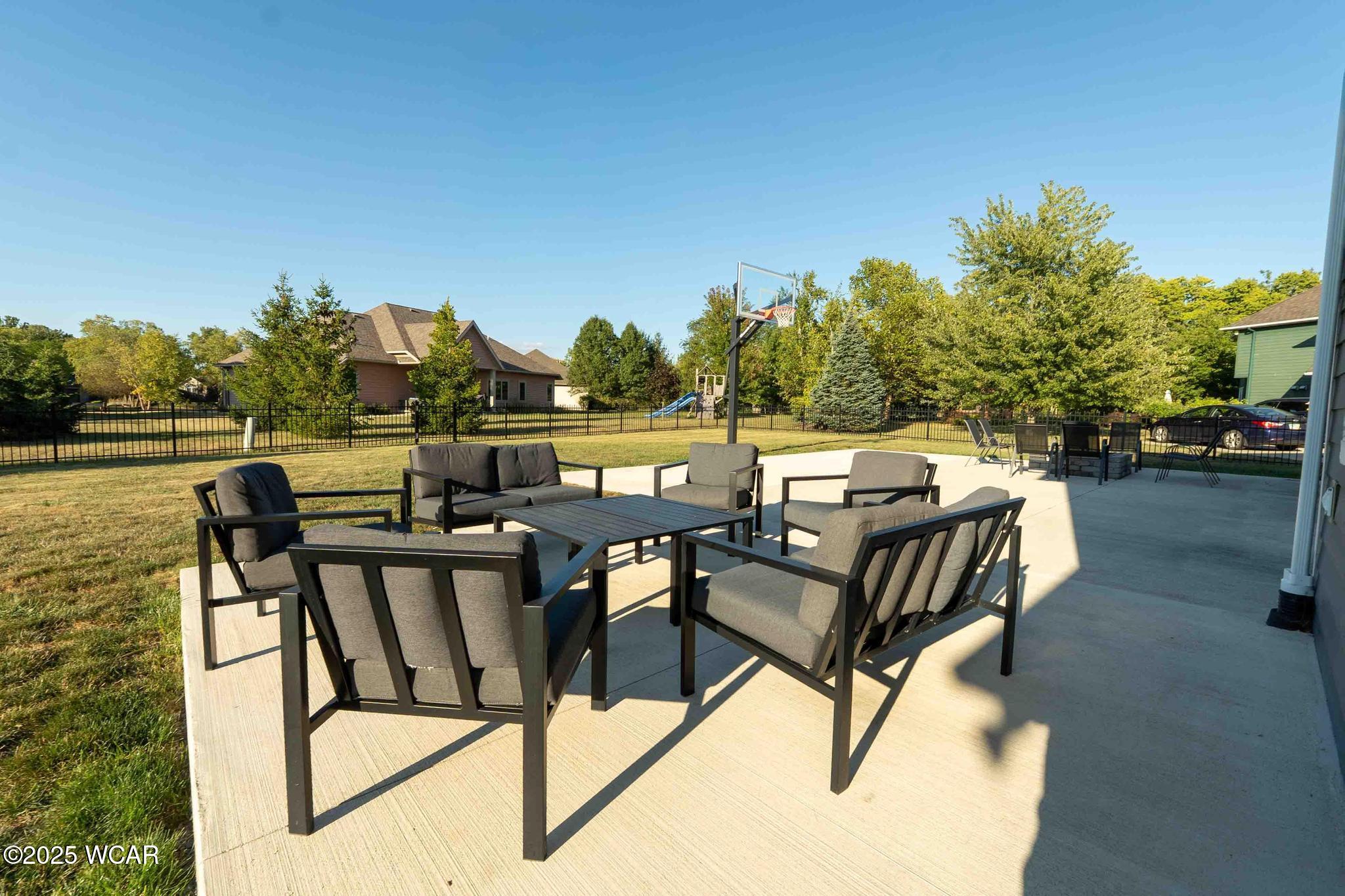 349 Sycamore Court, Bluffton, Ohio