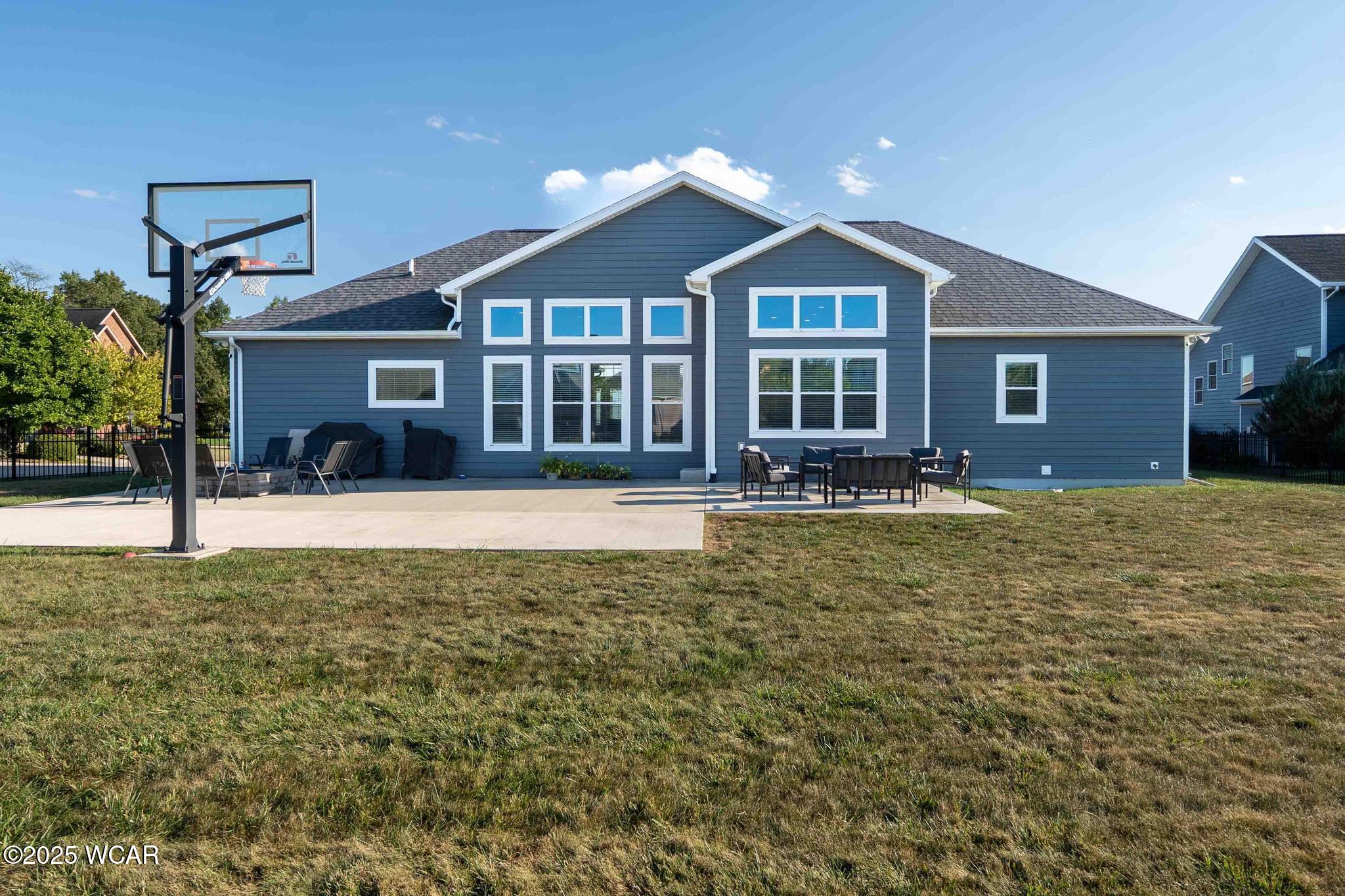 349 Sycamore Court, Bluffton, Ohio