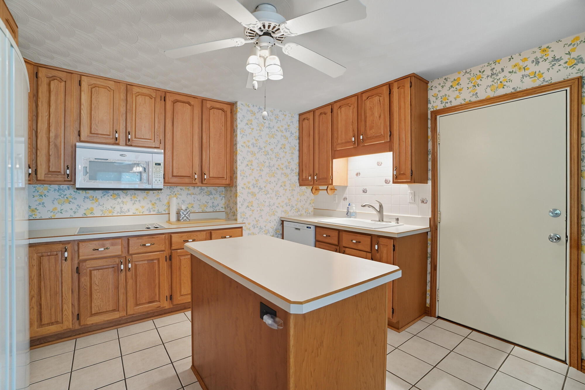 203 Boone Drive, Troy, Ohio 45373
