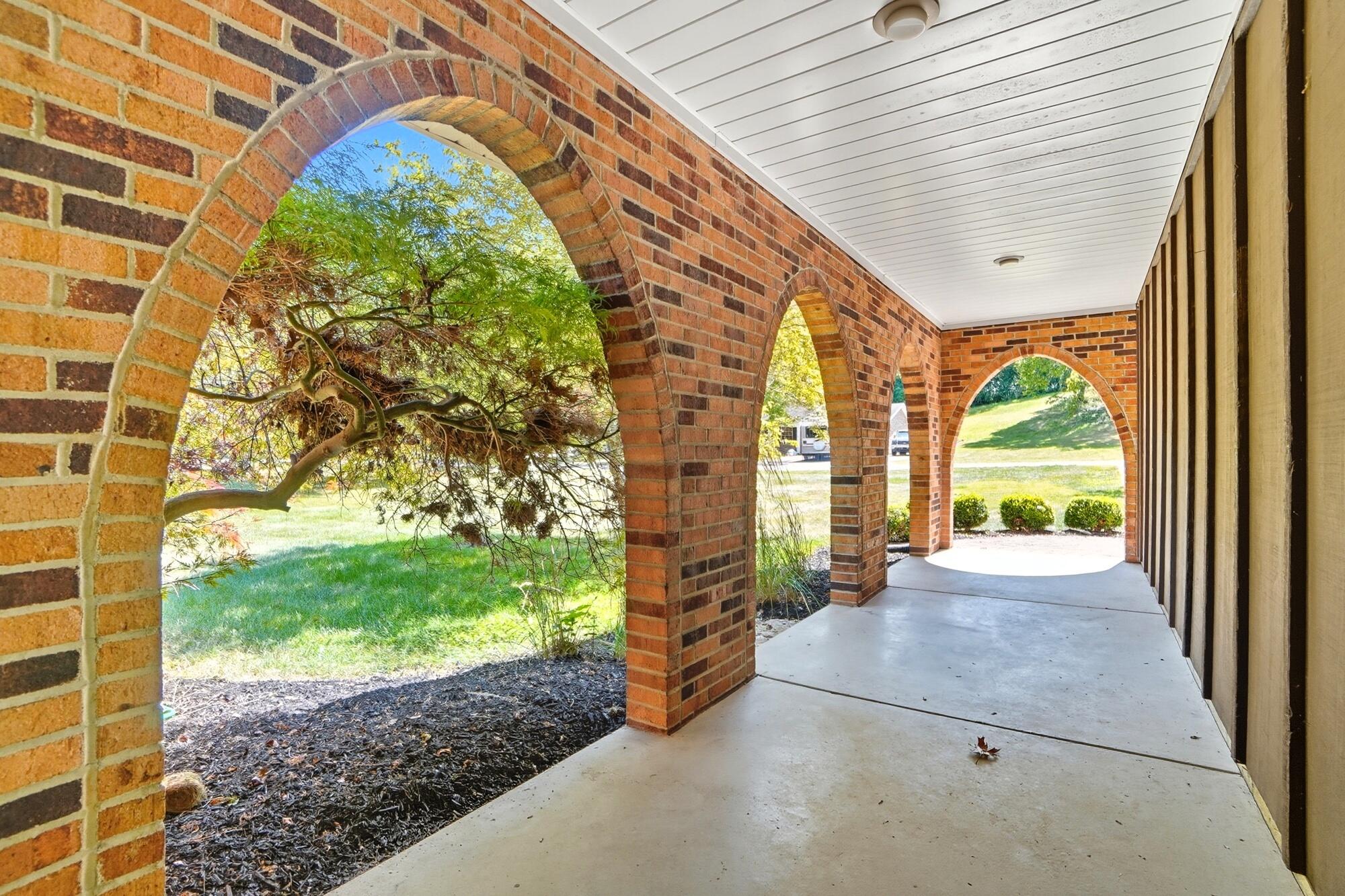 203 Boone Drive, Troy, Ohio 45373