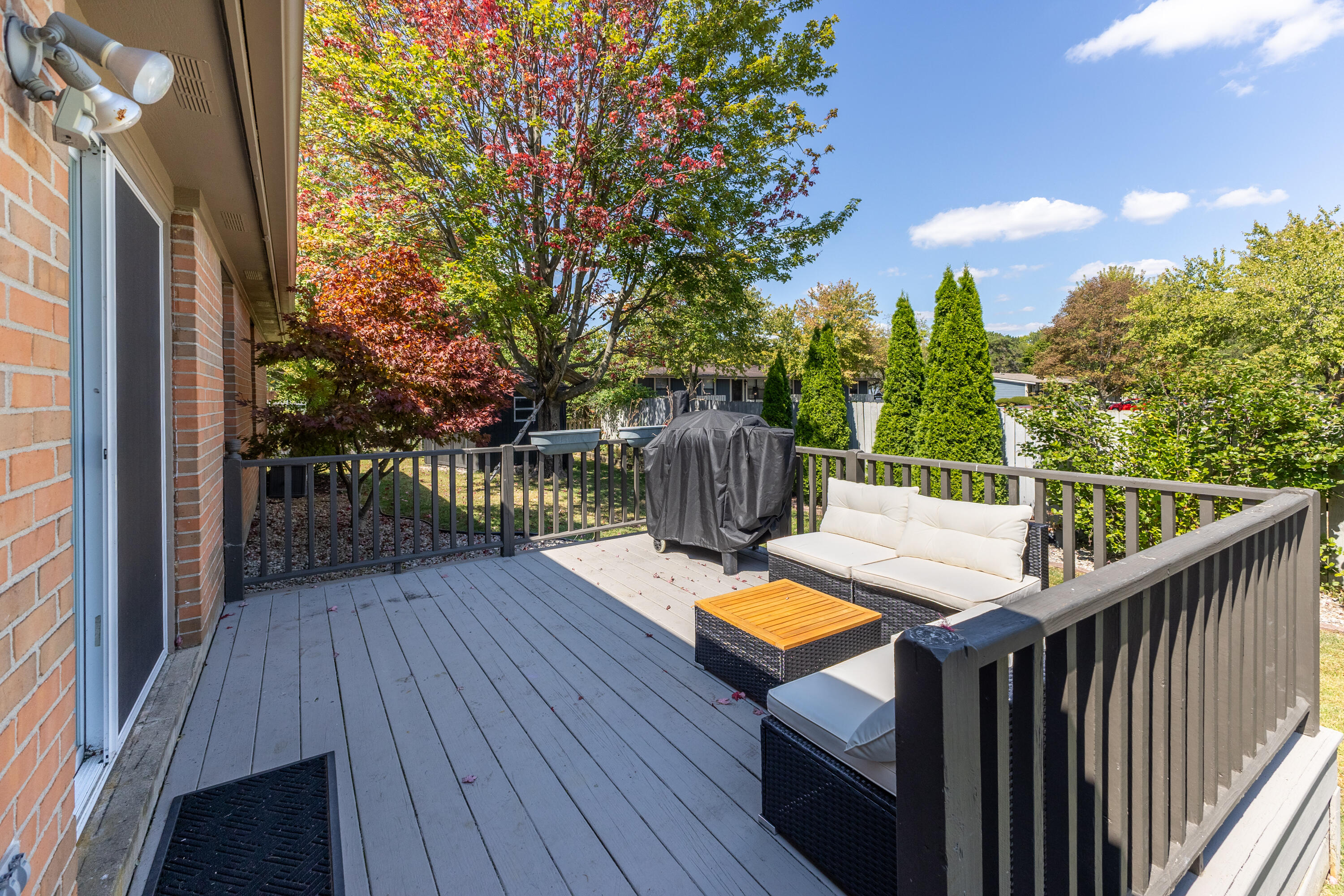 108 Denwood Trail, Englewood, Ohio 45322