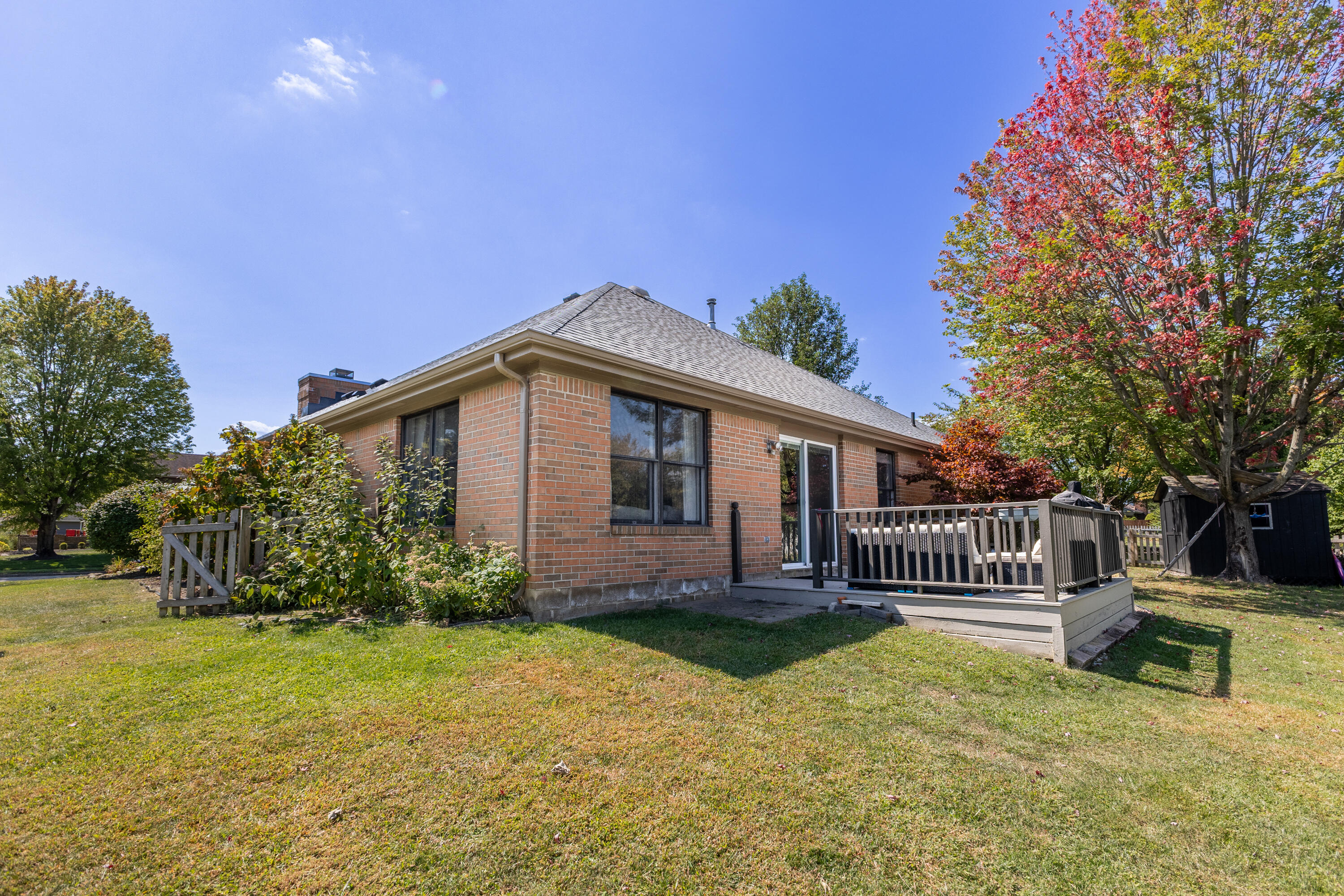 108 Denwood Trail, Englewood, Ohio 45322